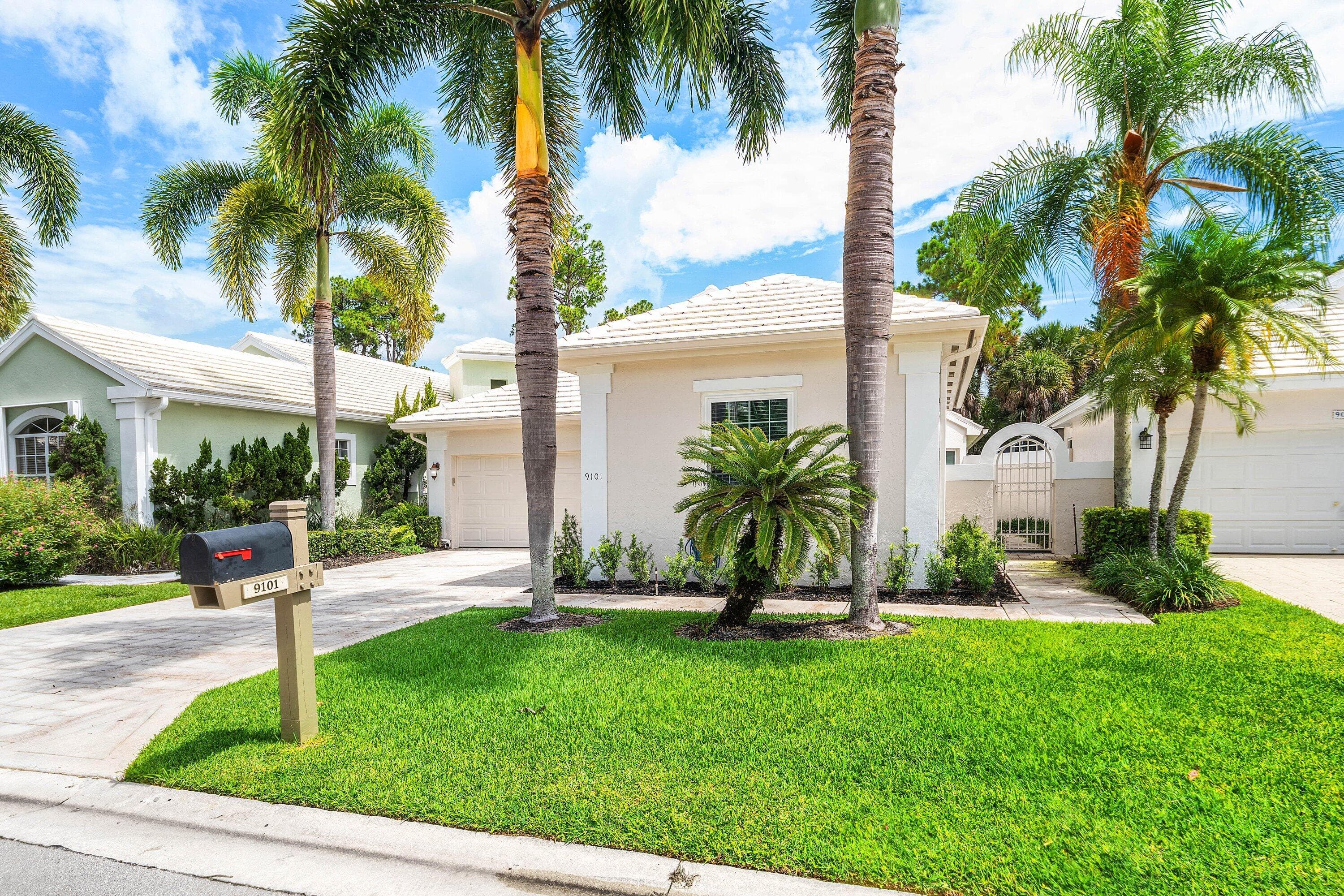 9101 Baybury Lane, West Palm Beach, FL 33411 — photo 1 of 27