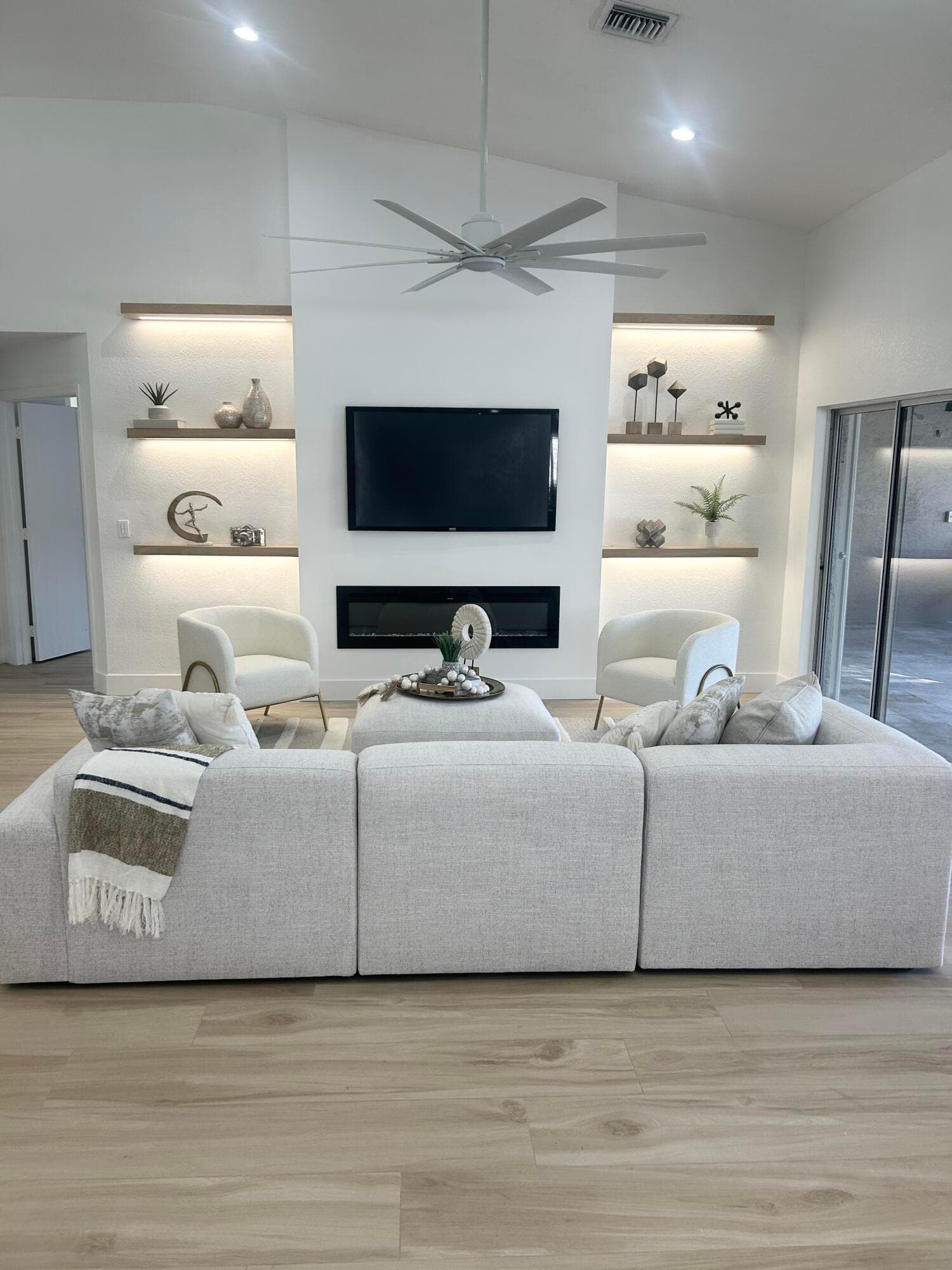 921 Lakewood Court, Weston, FL 33326 — photo 3 of 57