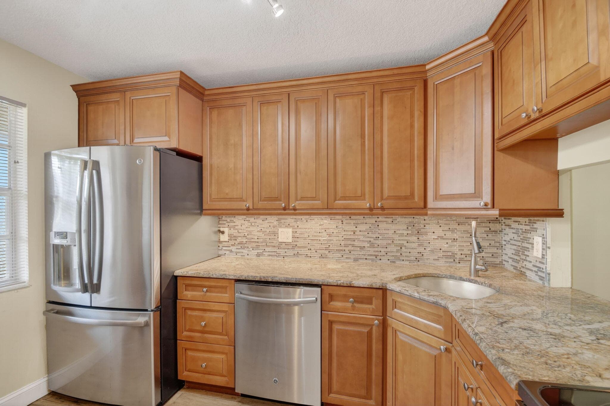 112 Lake Olive Drive, Royal Palm Beach, FL 33411 — photo 11 of 64