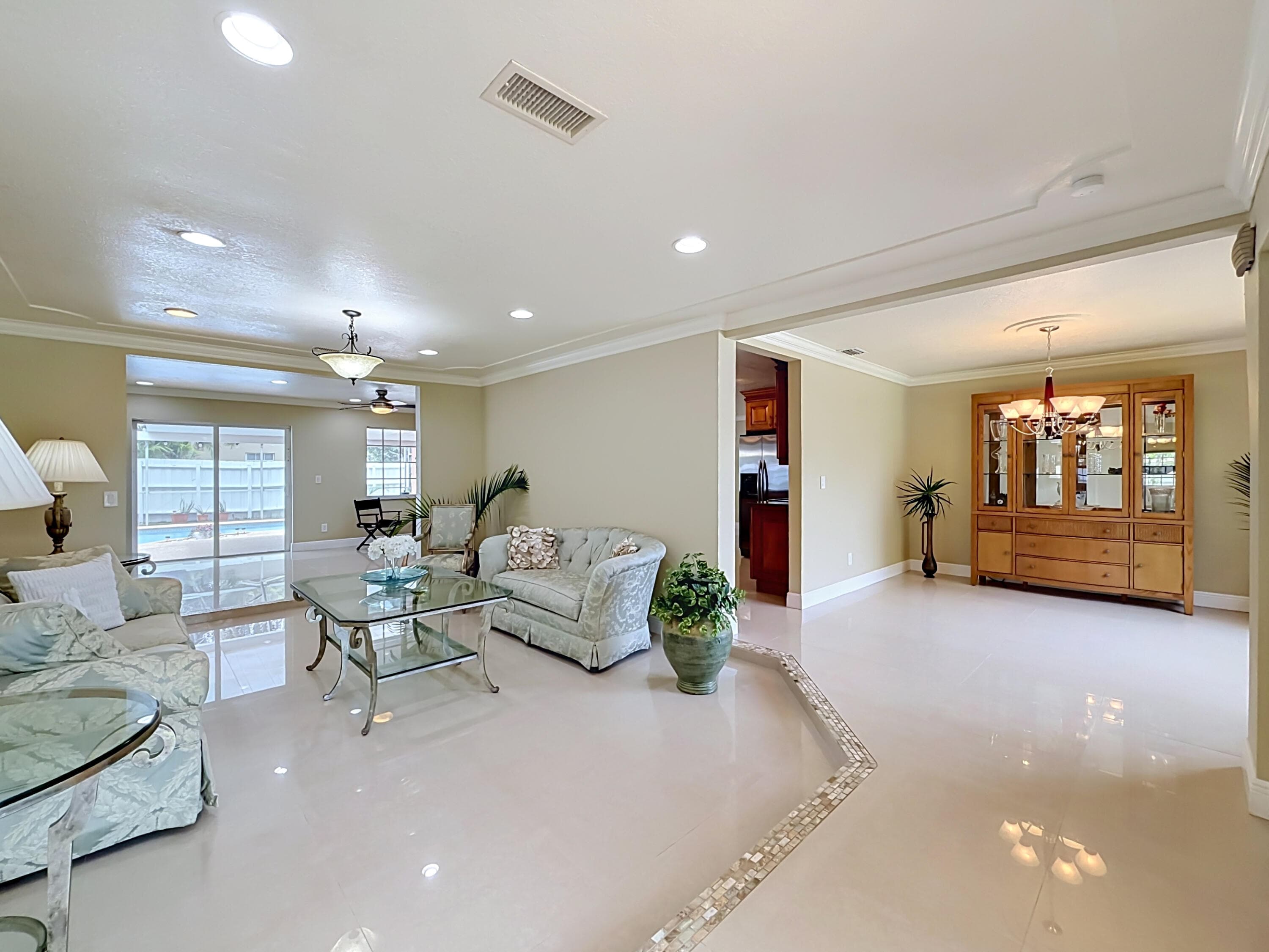 851 E Plantation Circle, Plantation, FL 33324 — photo 3 of 81