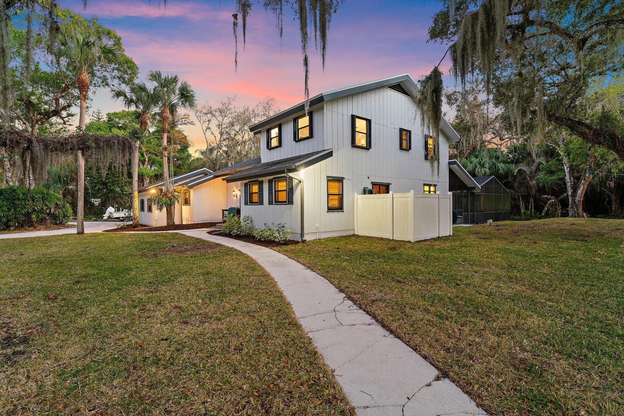 6001 S Citrus Avenue, Fort Pierce, FL 34982 — photo 3 of 54
