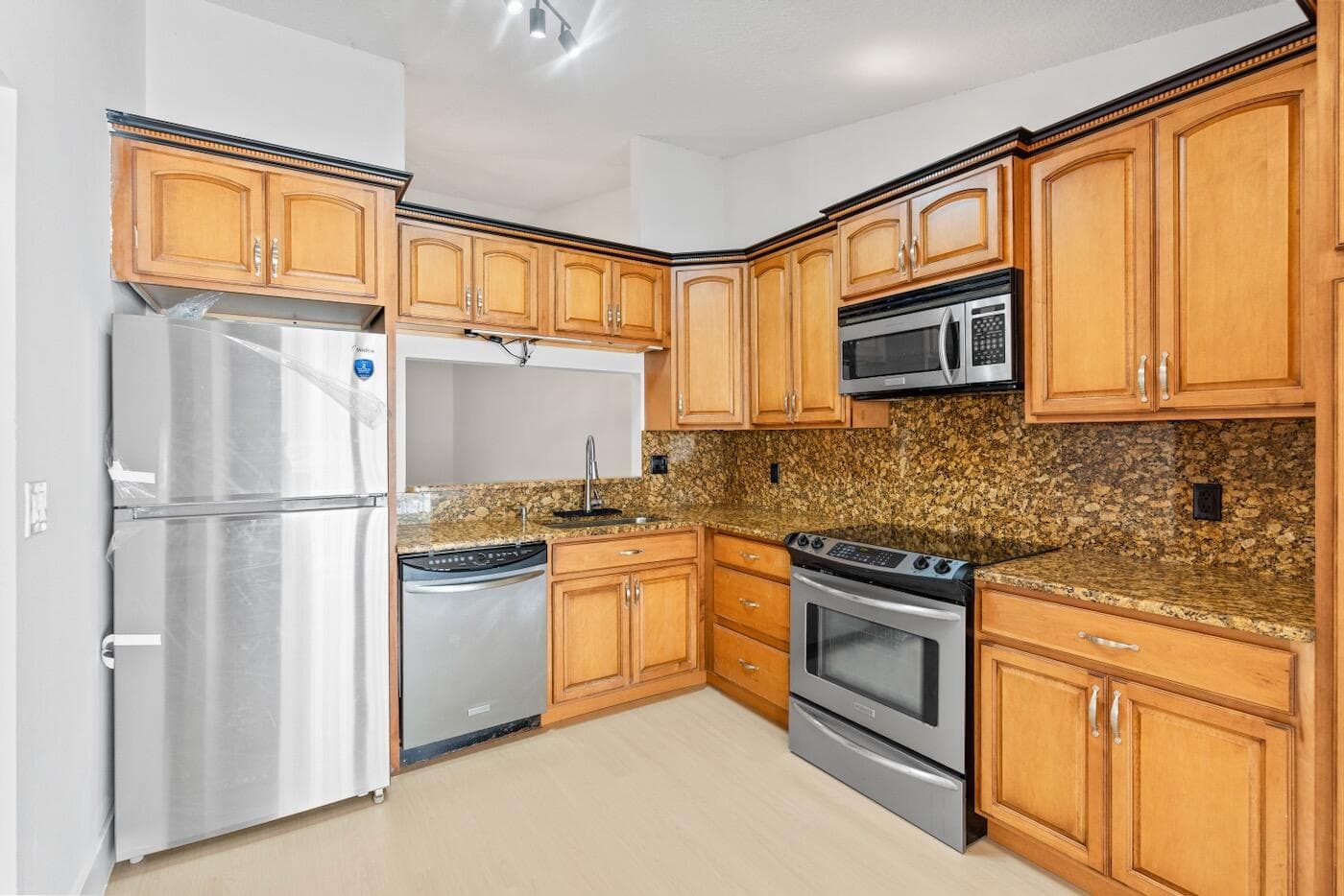 3306 S Carambola Cir Circle S, Coconut Creek, FL 33066 — photo 11 of 37
