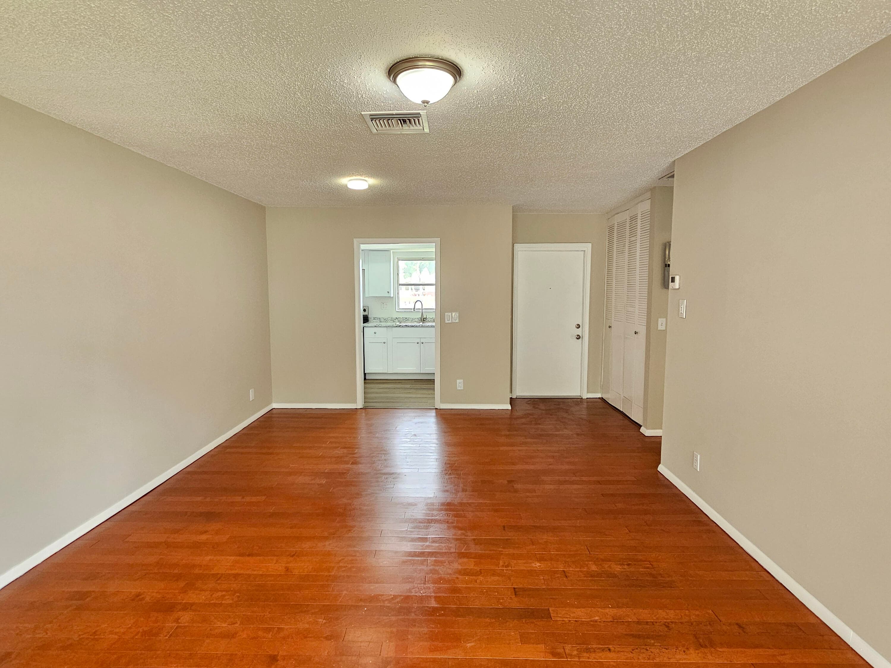 2521 Dudley Drive W H, West Palm Beach, FL 33415 — photo 4 of 23