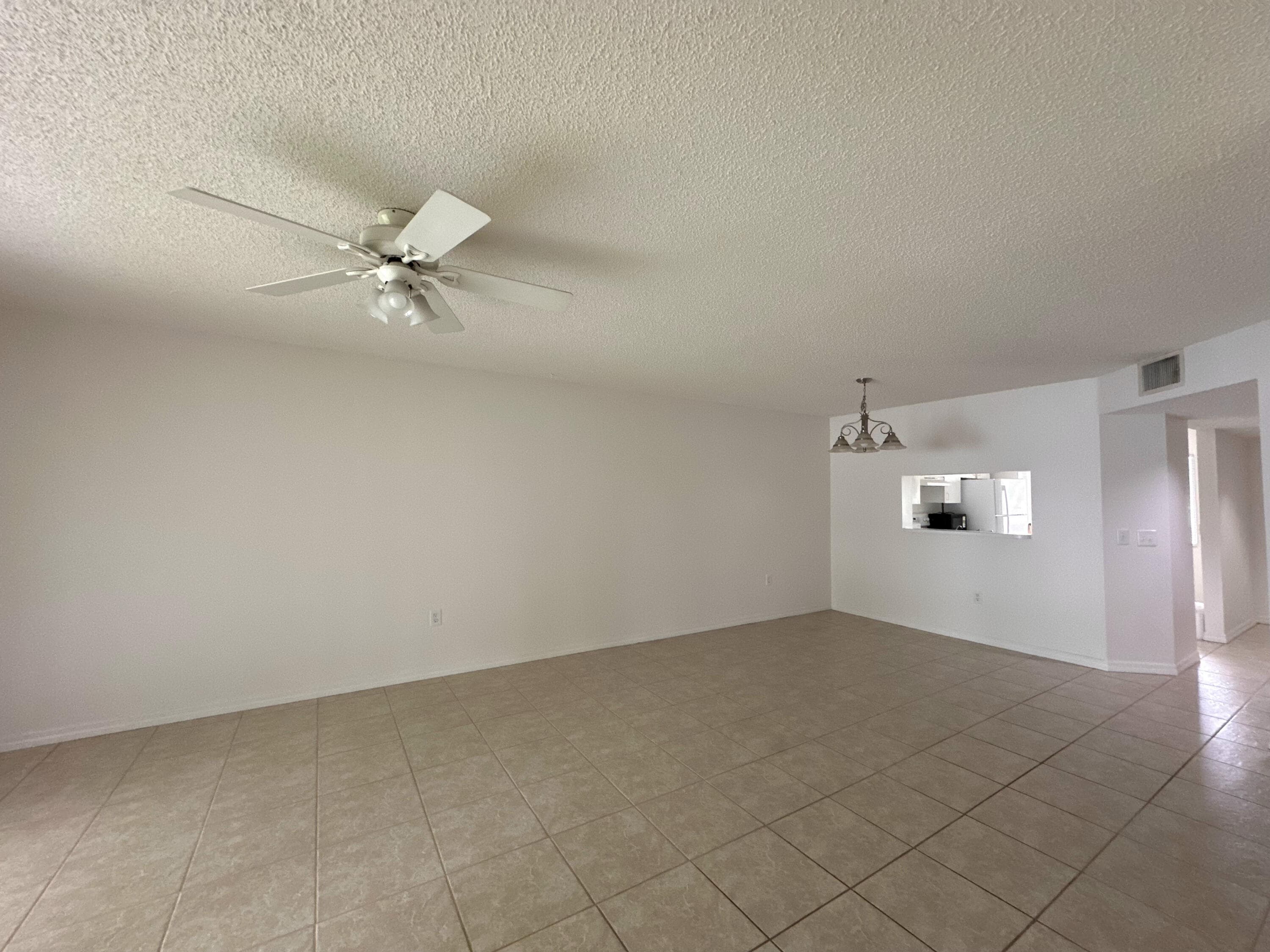 1400 SW 137 Avenue 107f, Pembroke Pines, FL 33027 — photo 3 of 25