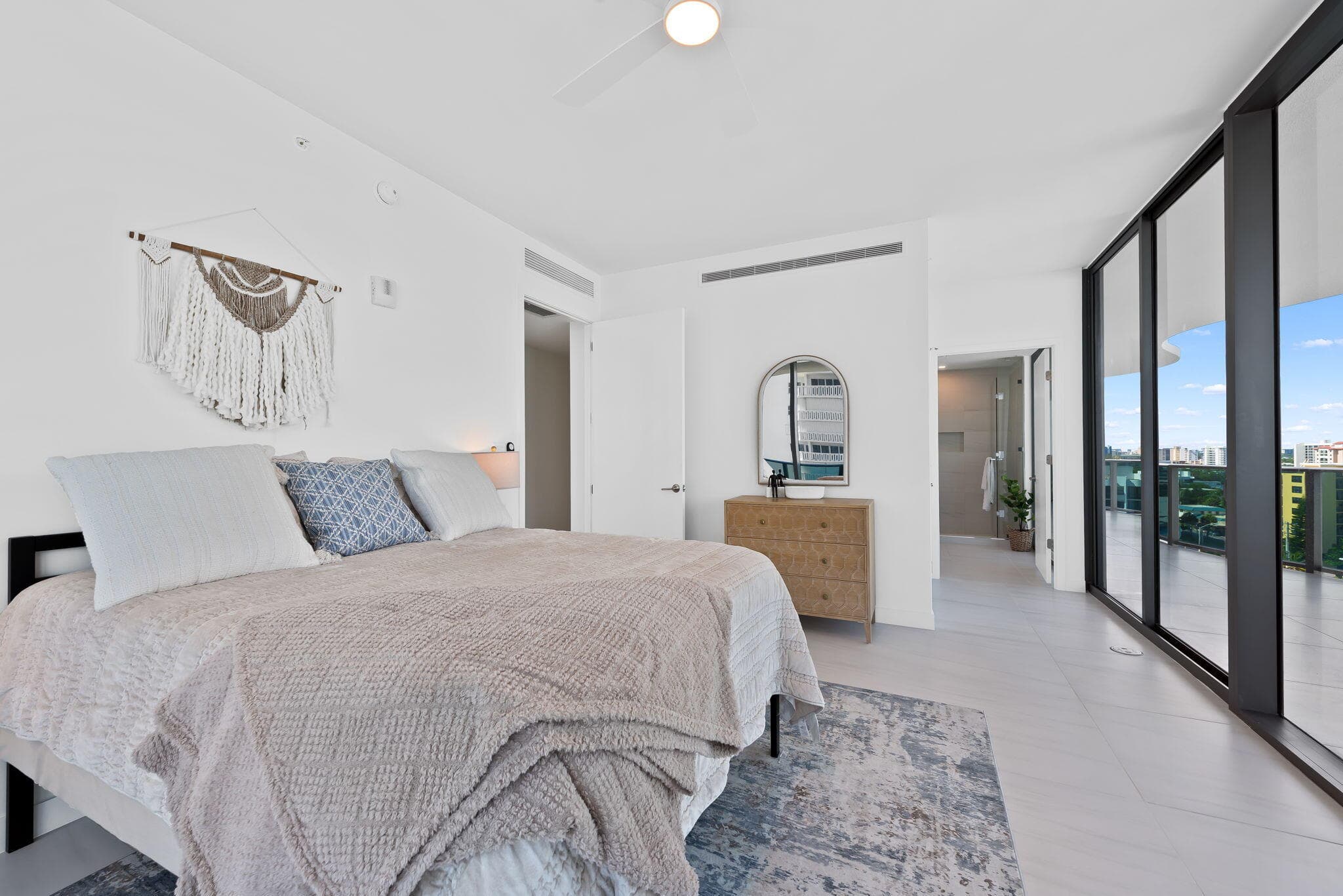 900 N Ocean Boulevard 906, Pompano Beach, FL 33062 — photo 32 of 61