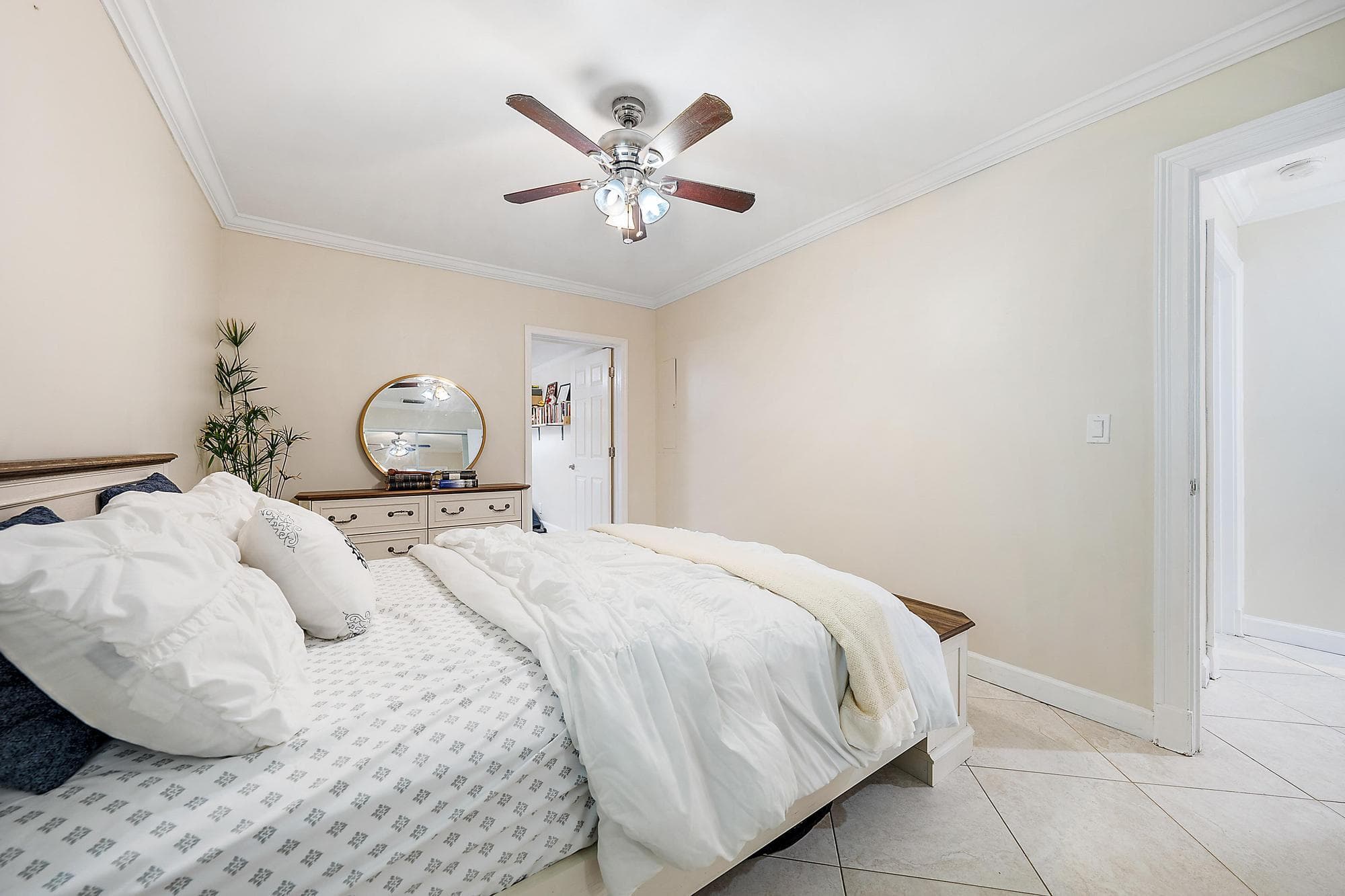 904 Ortega Road, West Palm Beach, FL 33405 — photo 13 of 21
