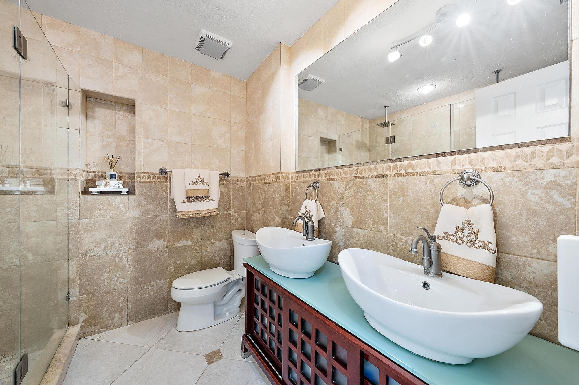904 Ortega Road, West Palm Beach, FL 33405 — photo 10 of 21