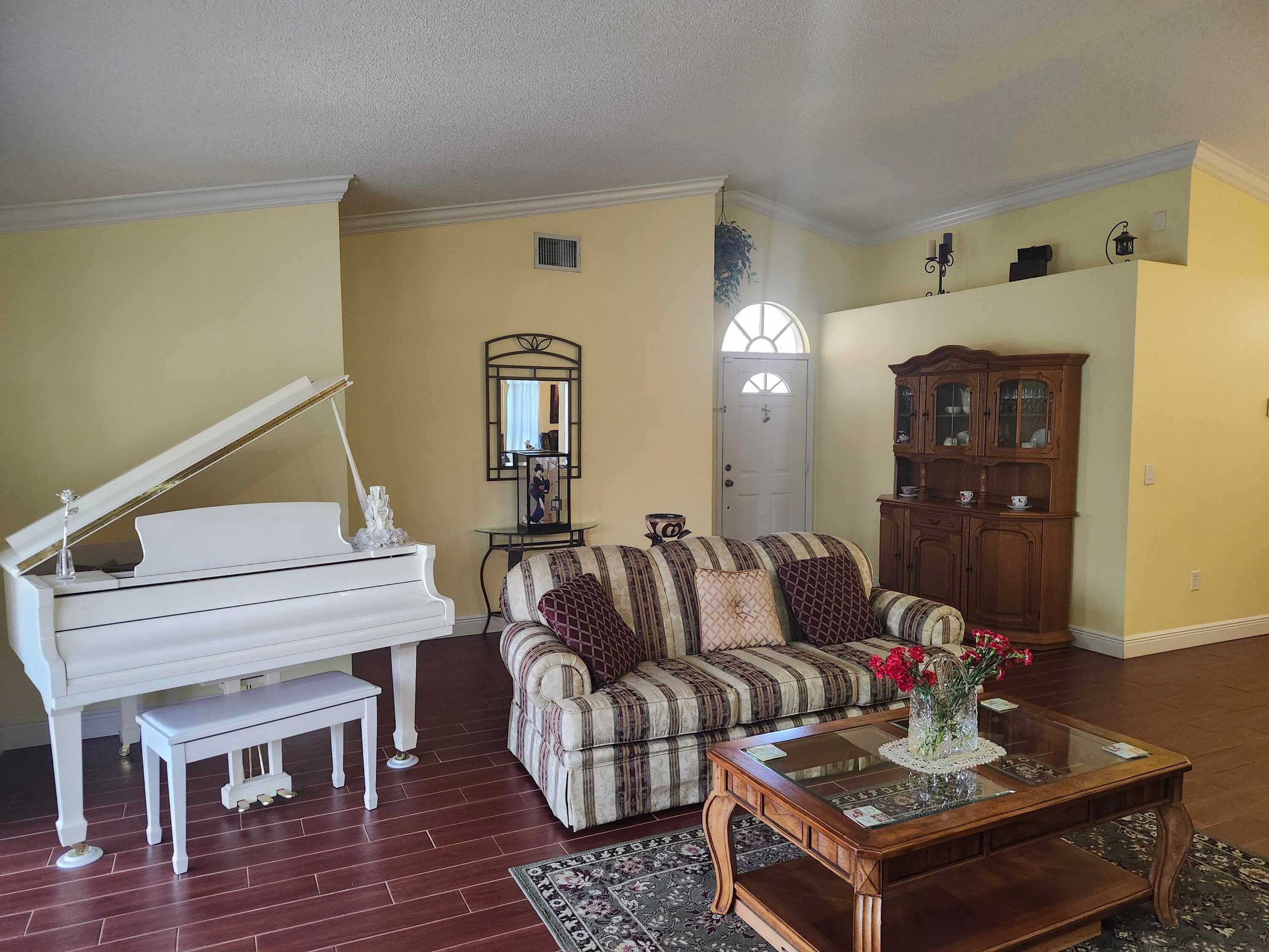 120 NW 189th Avenue NW, Pembroke Pines, FL 33029 — photo 9 of 52