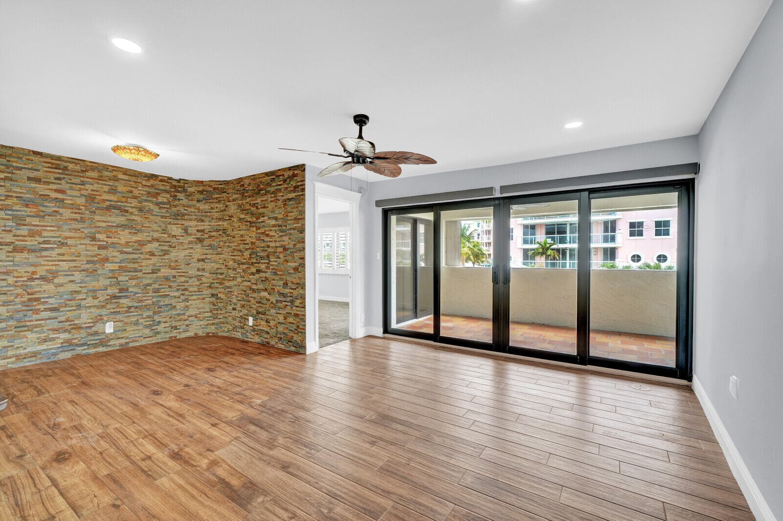 330 SE 20th Avenue 314, Deerfield Beach, FL 33441 — photo 4 of 48