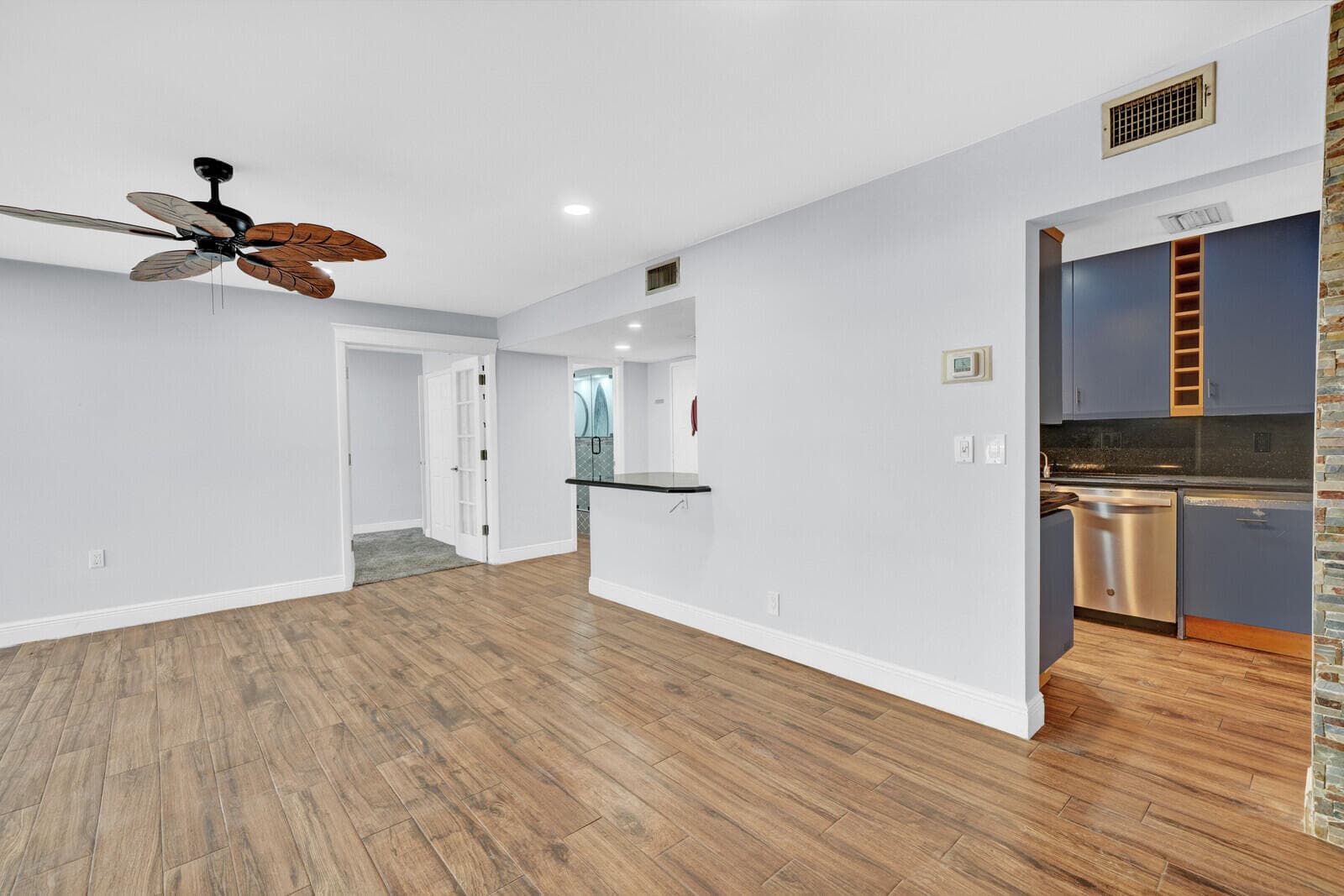 330 SE 20th Avenue 314, Deerfield Beach, FL 33441 — photo 7 of 48
