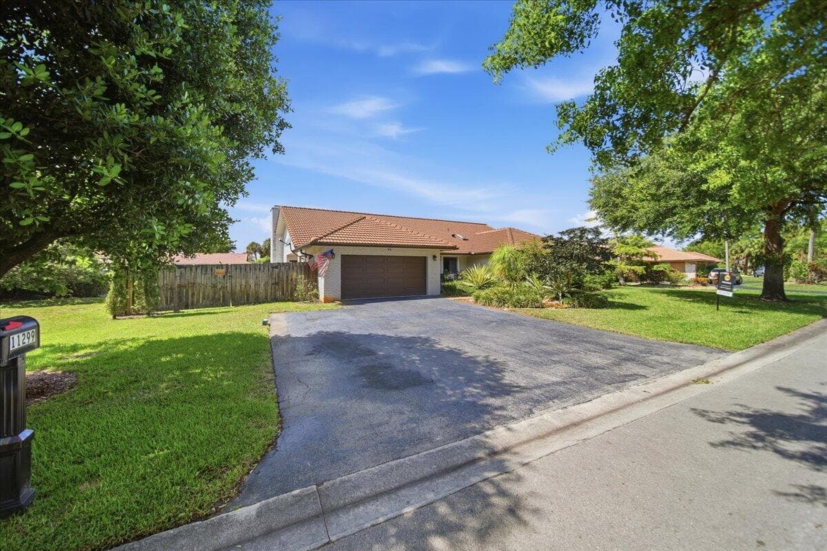 11299 NW 10th Manor, Coral Springs, FL 33071 — photo 2 of 27