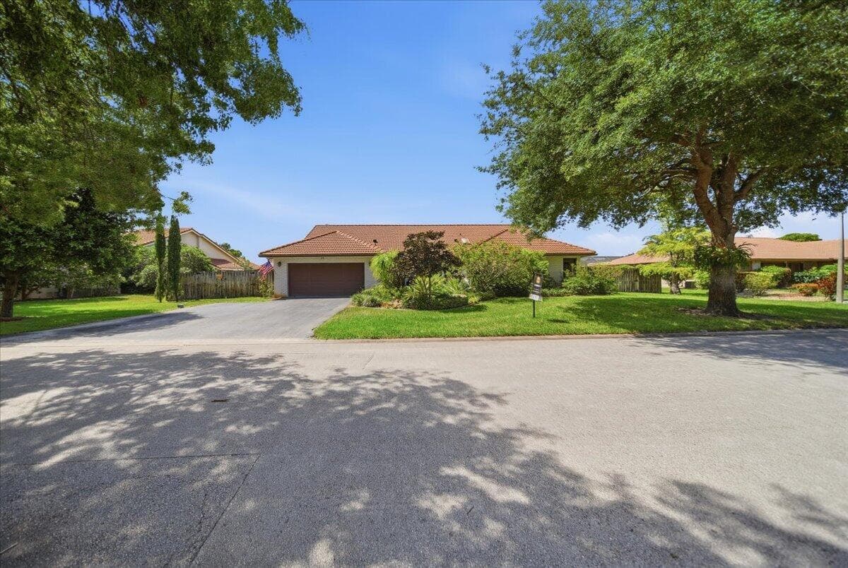 11299 NW 10th Manor, Coral Springs, FL 33071 — photo