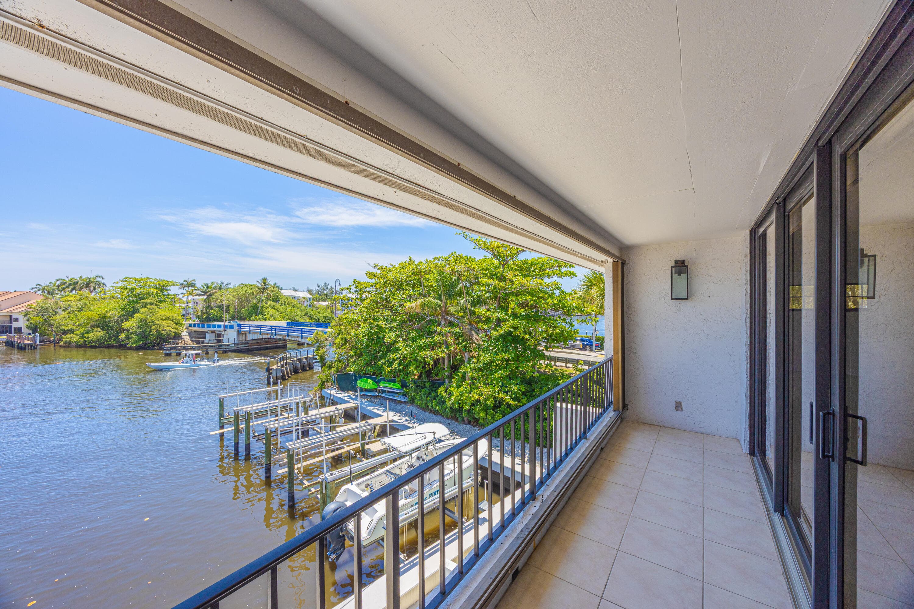801 Palm Trail 9, Delray Beach, FL 33483 — photo 23 of 36