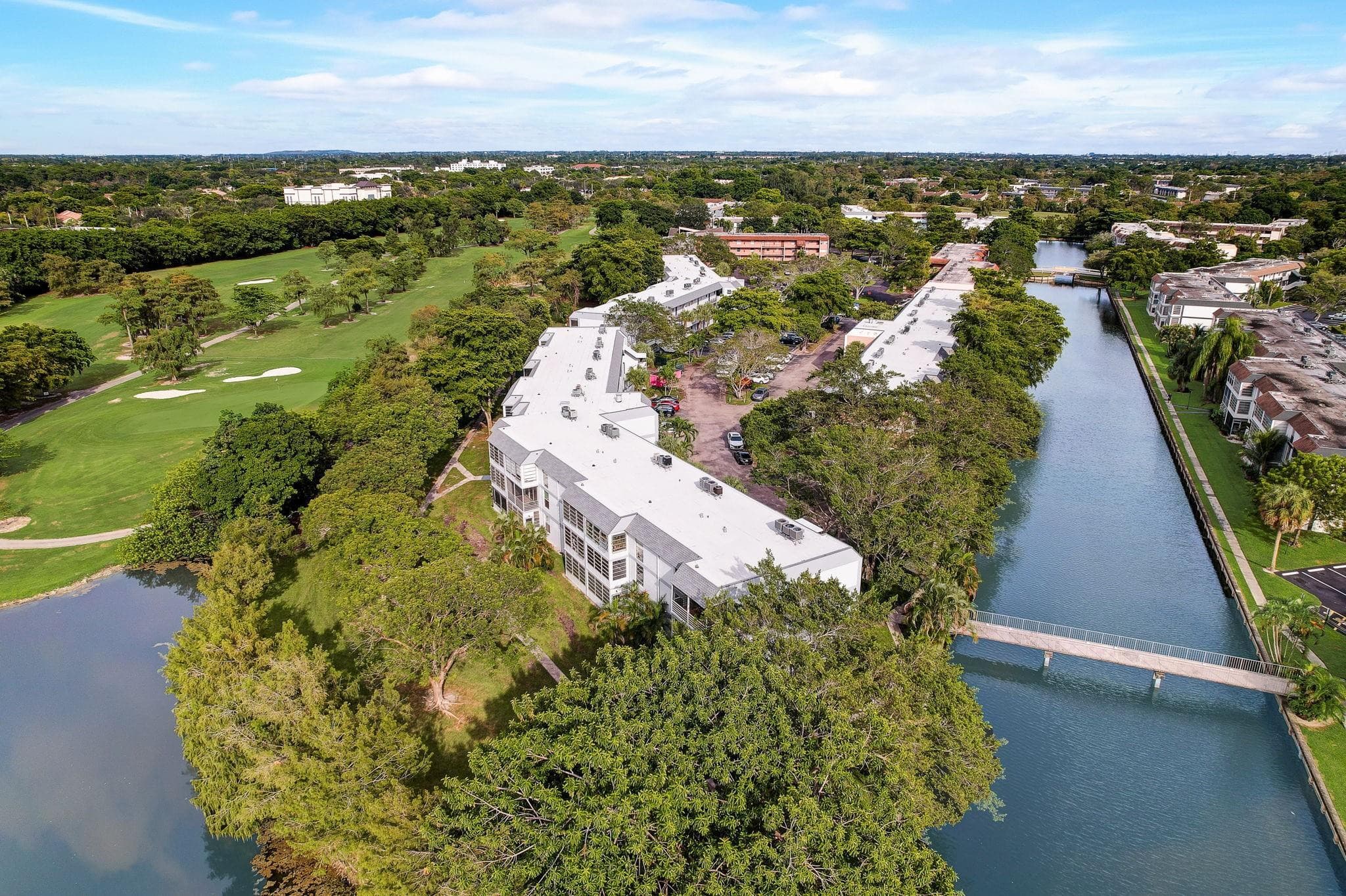 8370 Sands Point Boulevard Boulevard H208, Tamarac, FL 33321 — photo 1 of 41