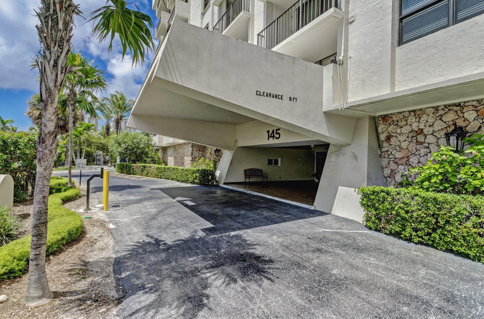 145 S Ocean Avenue 219, Palm Beach Shores, FL 33404 — photo 37 of 84