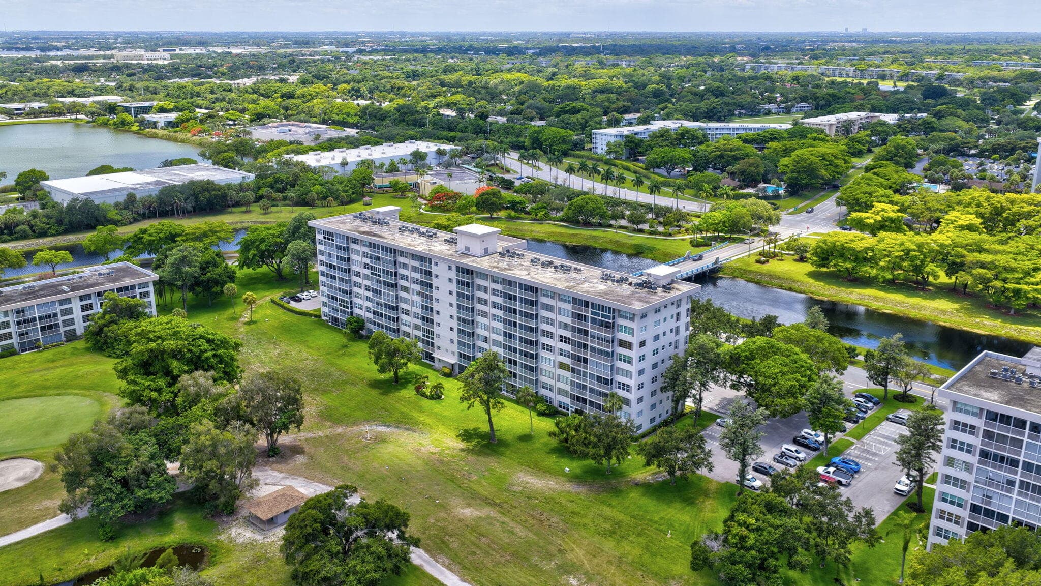 3300 N Palm Aire Drive 701, Pompano Beach, FL 33069 — photo 33 of 43