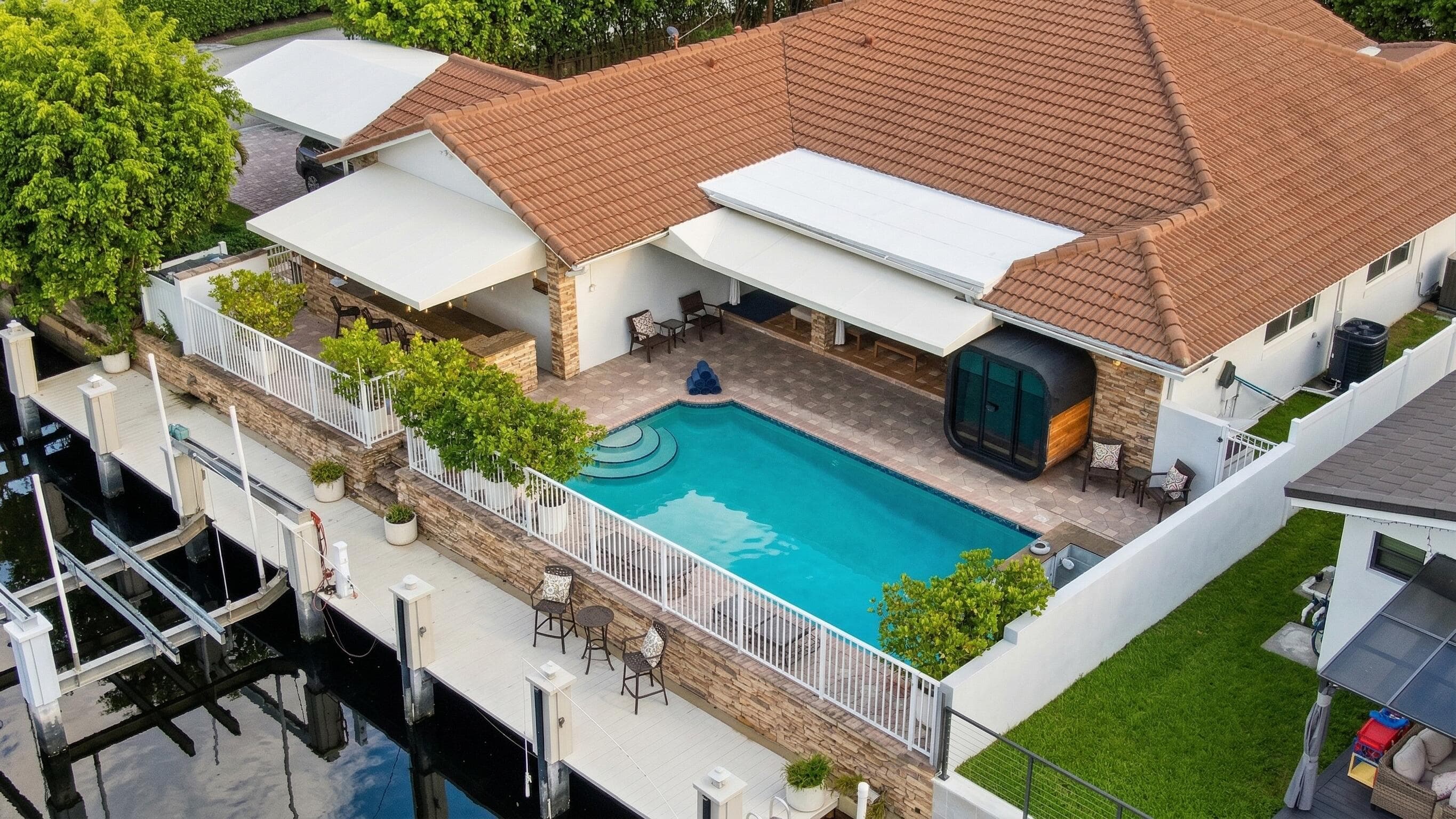 5841 Bayview Drive, Fort Lauderdale, FL 33308 — photo 2 of 65