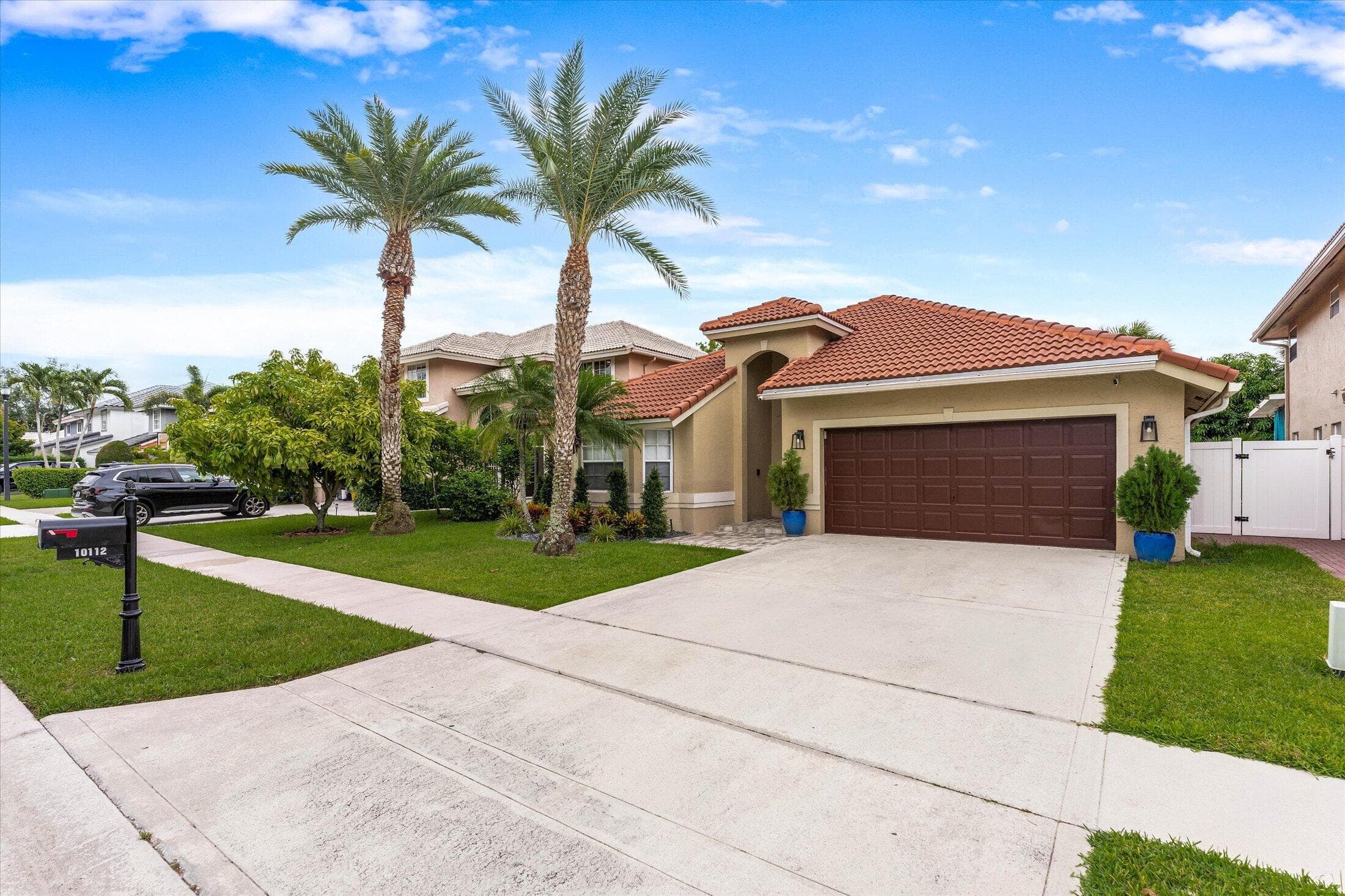 10112 Aqua Vista Way, Boca Raton, FL 33428 — photo 2 of 44