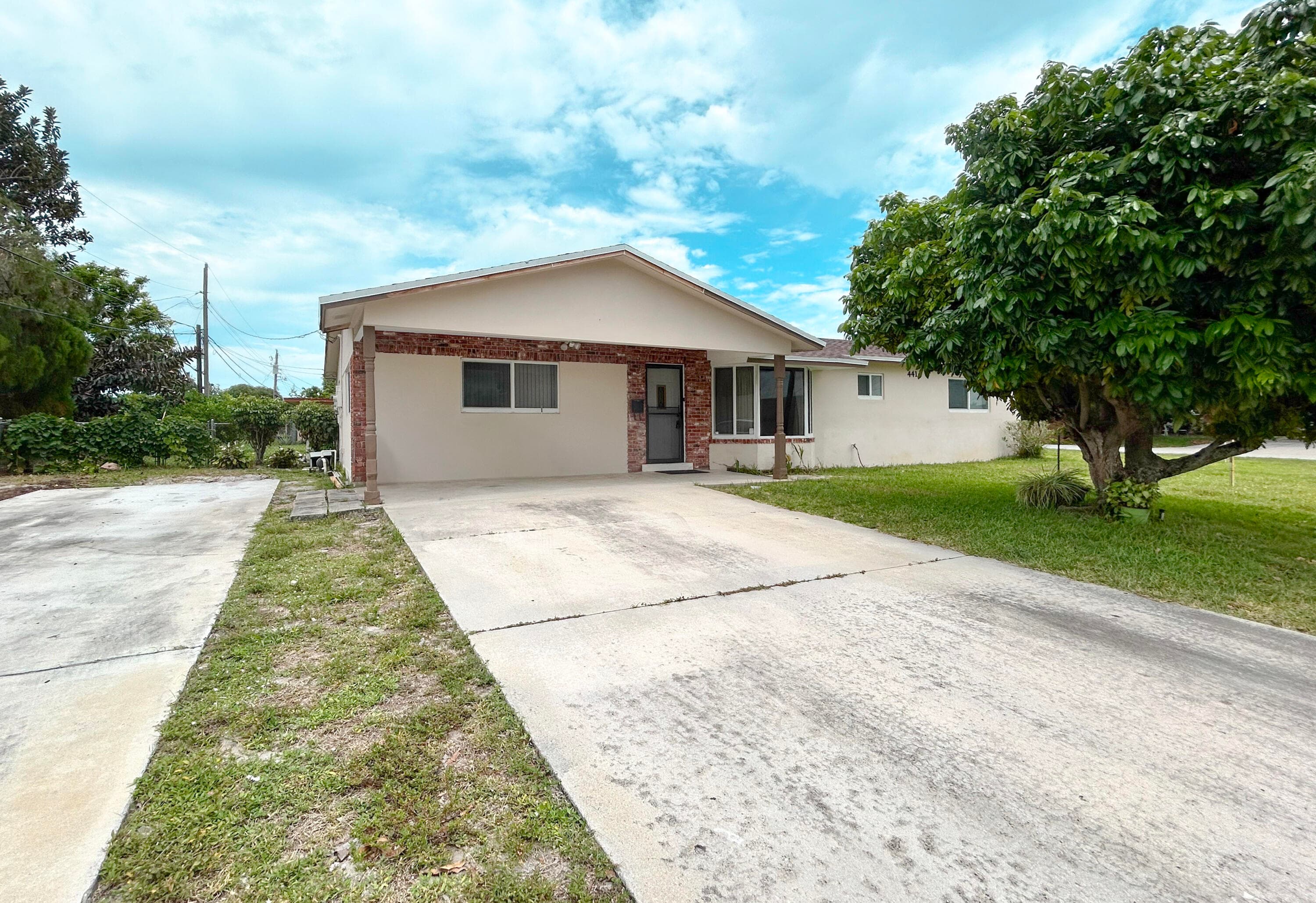 441 SW 6th Avenue, Boynton Beach, FL 33435 — photo 3 of 47