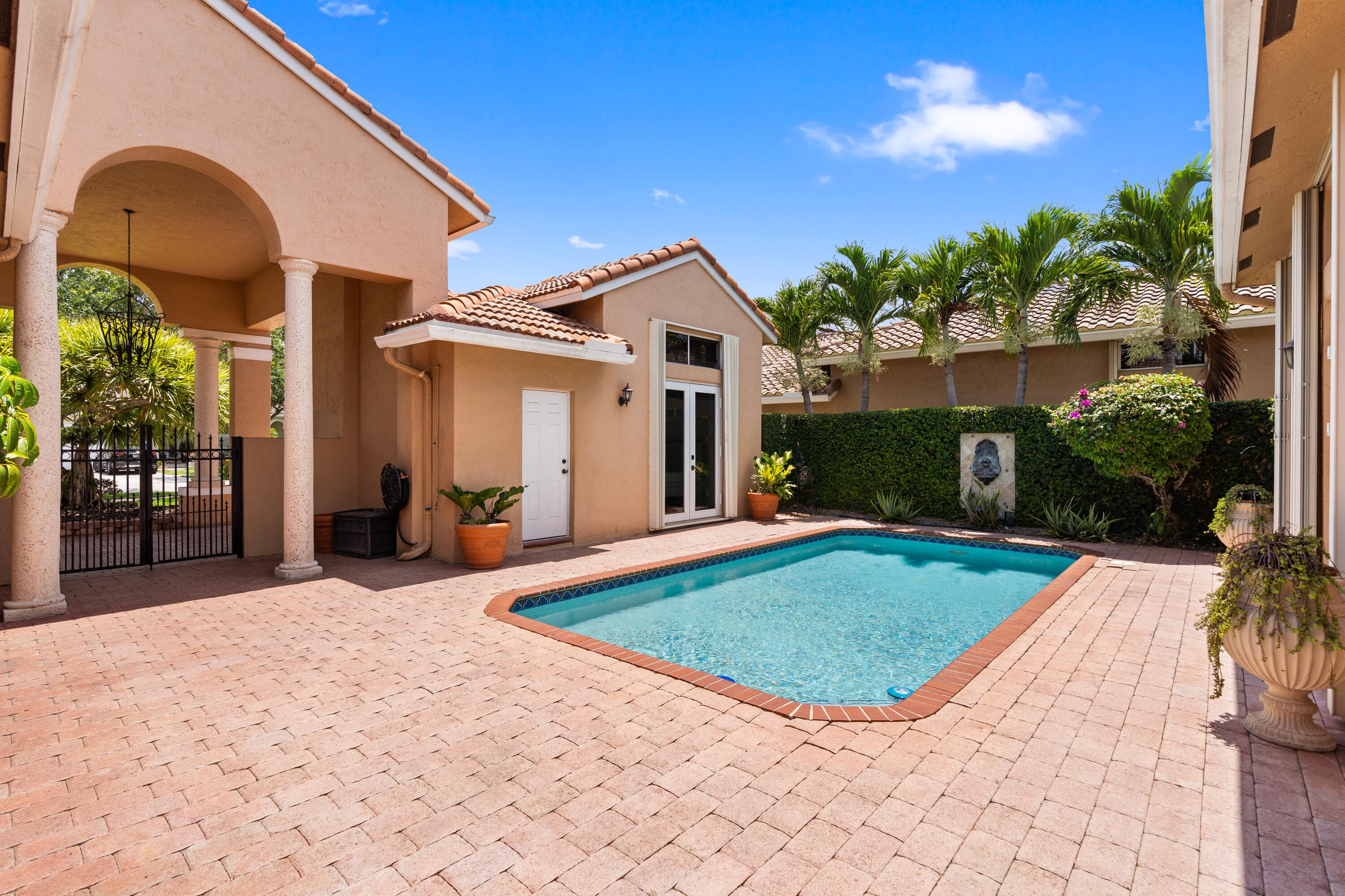 16429 NW 16th Street, Pembroke Pines, FL 33028 — photo 5 of 73