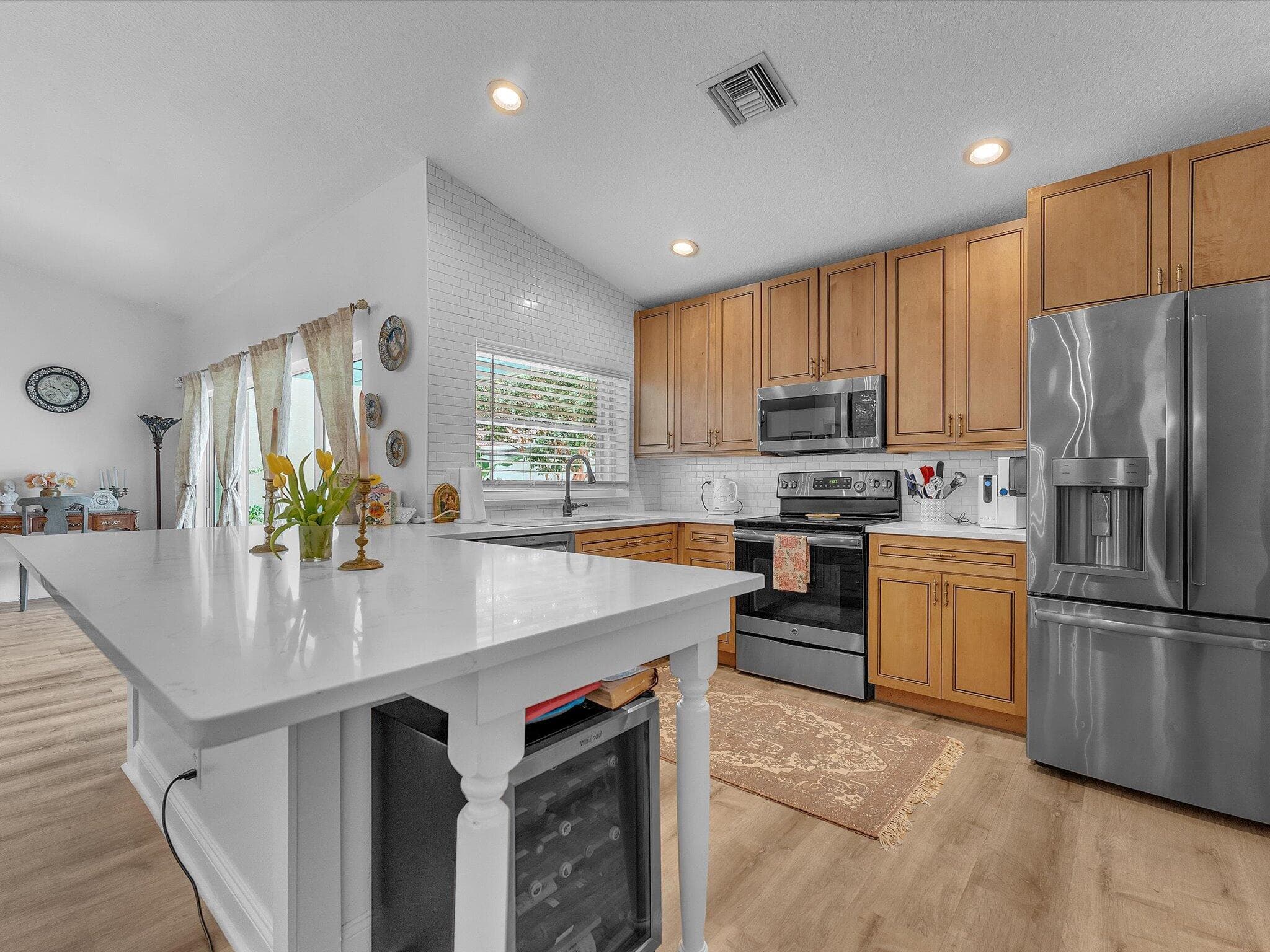 1097 Roble Way, Palm Beach Gardens, FL 33410 — photo 8 of 30