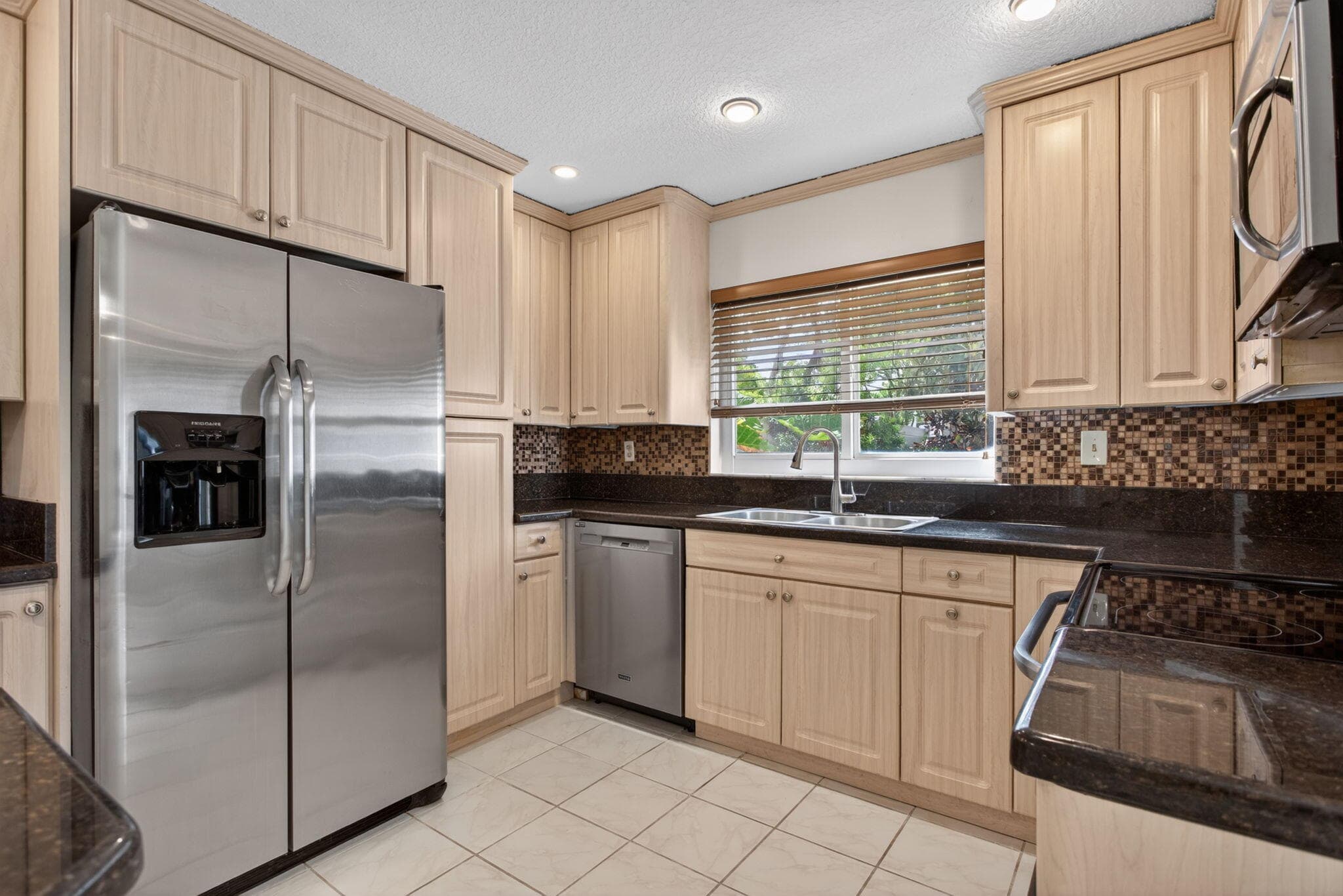 9812 NW 2nd Court, Plantation, FL 33324 — photo 6 of 51