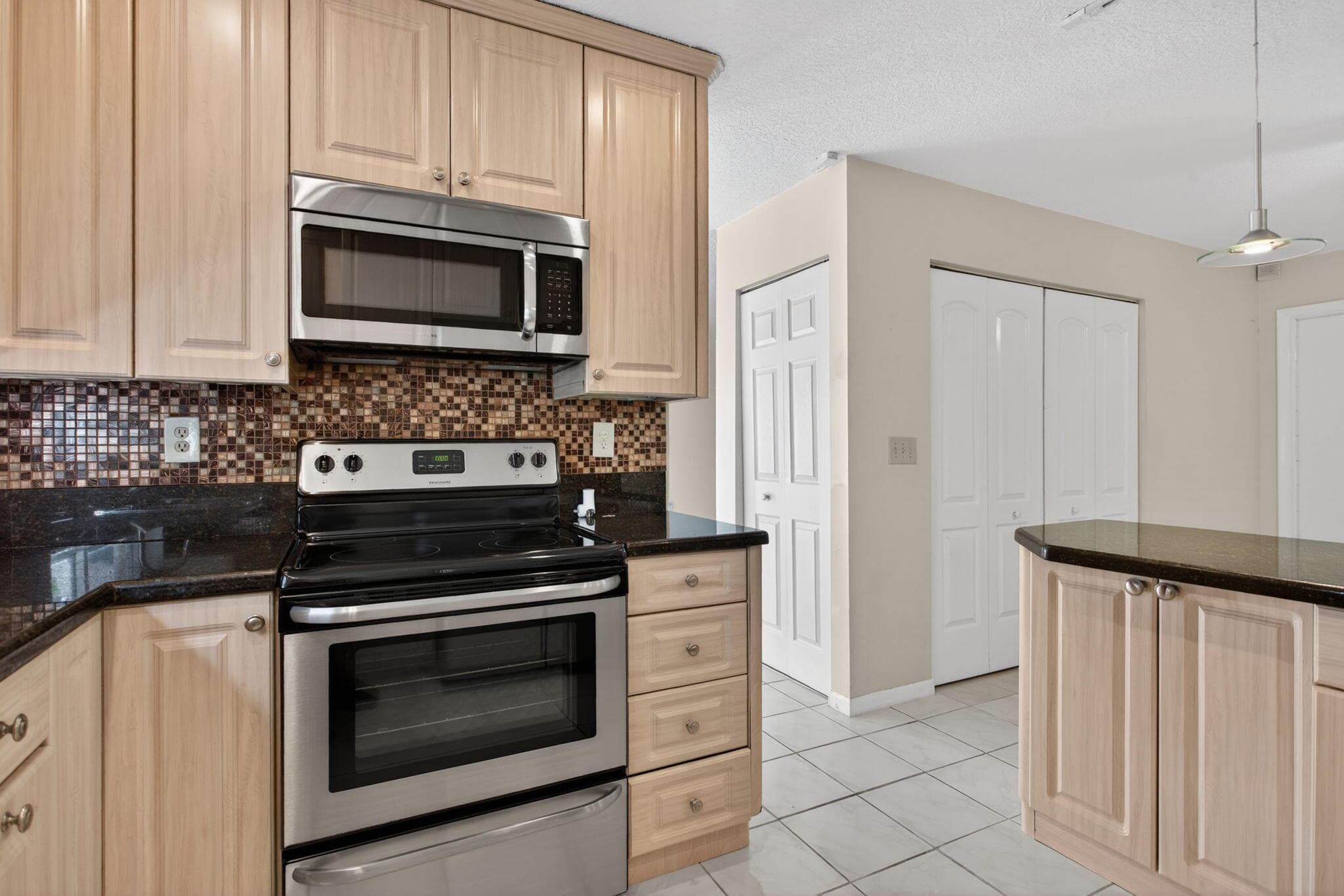 9812 NW 2nd Court, Plantation, FL 33324 — photo 8 of 51