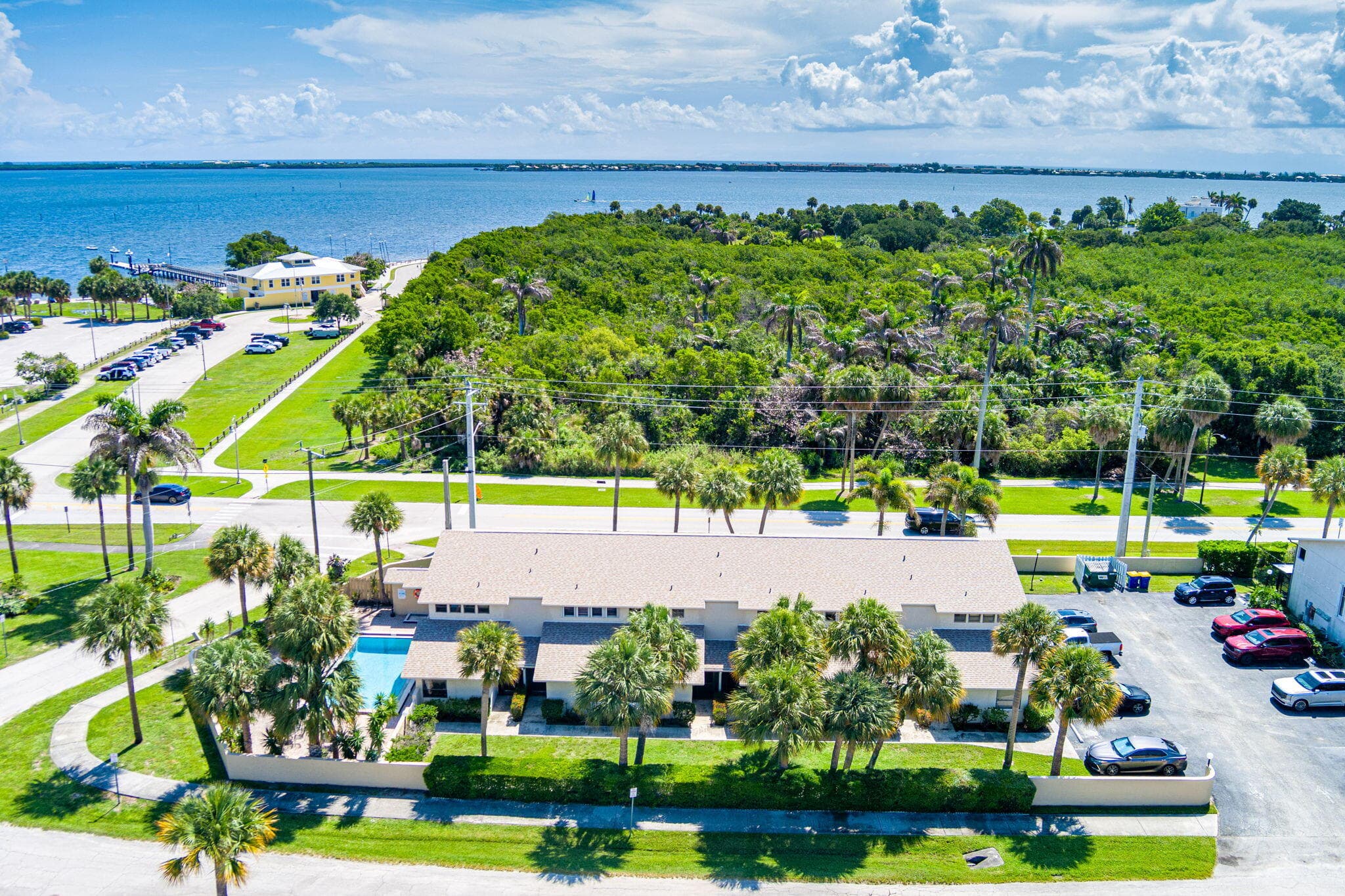 1895 NE Media Avenue 8, Jensen Beach, FL 34957 — photo