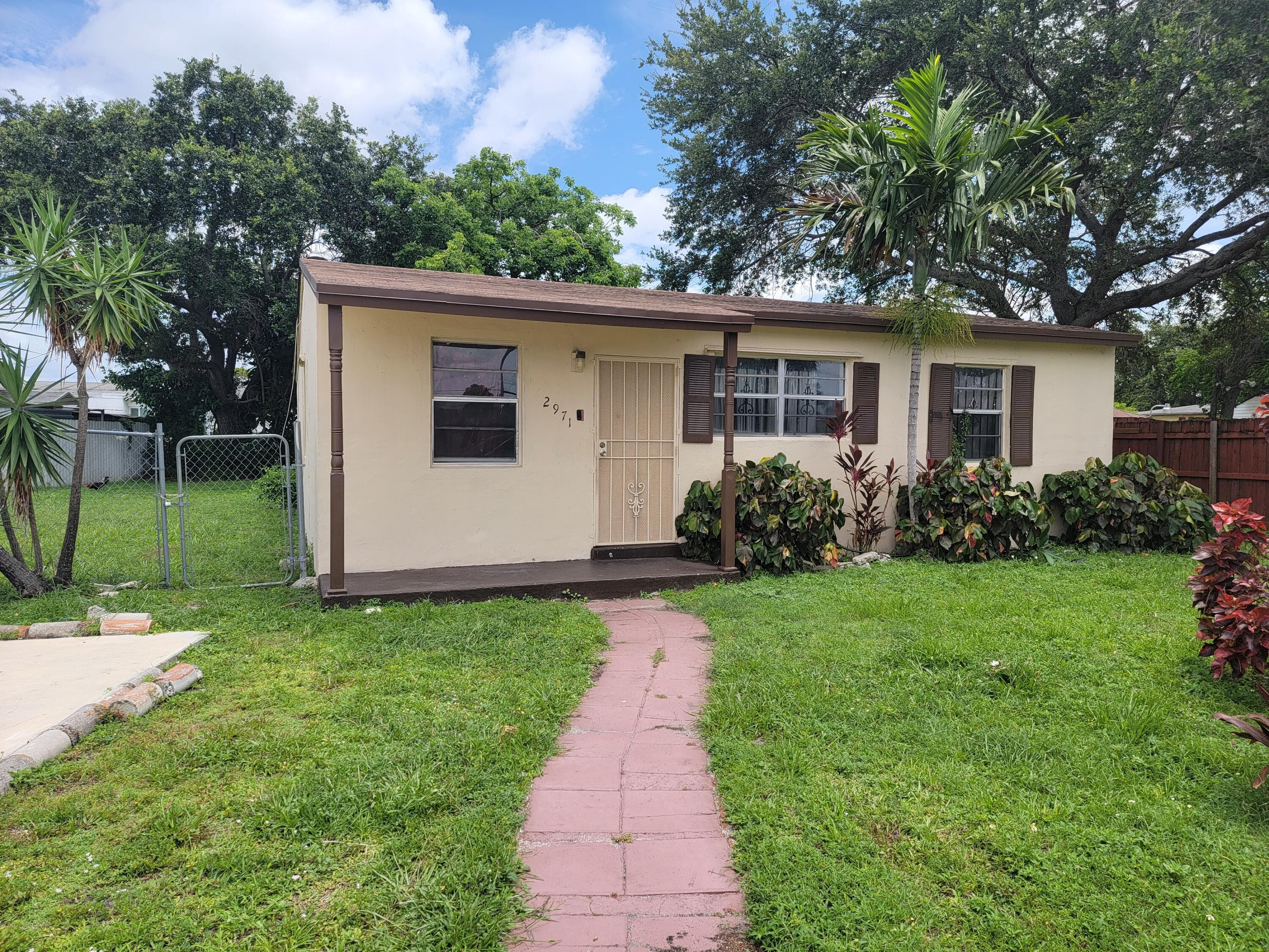 2971 NW 160th Street, Miami Gardens, FL 33054 — photo 1 of 8
