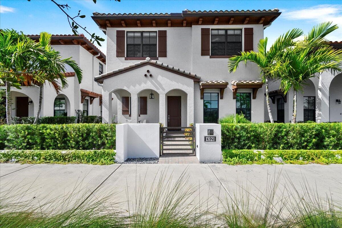 13121 Alton Road, Palm Beach Gardens, FL 33418 — photo 4 of 45