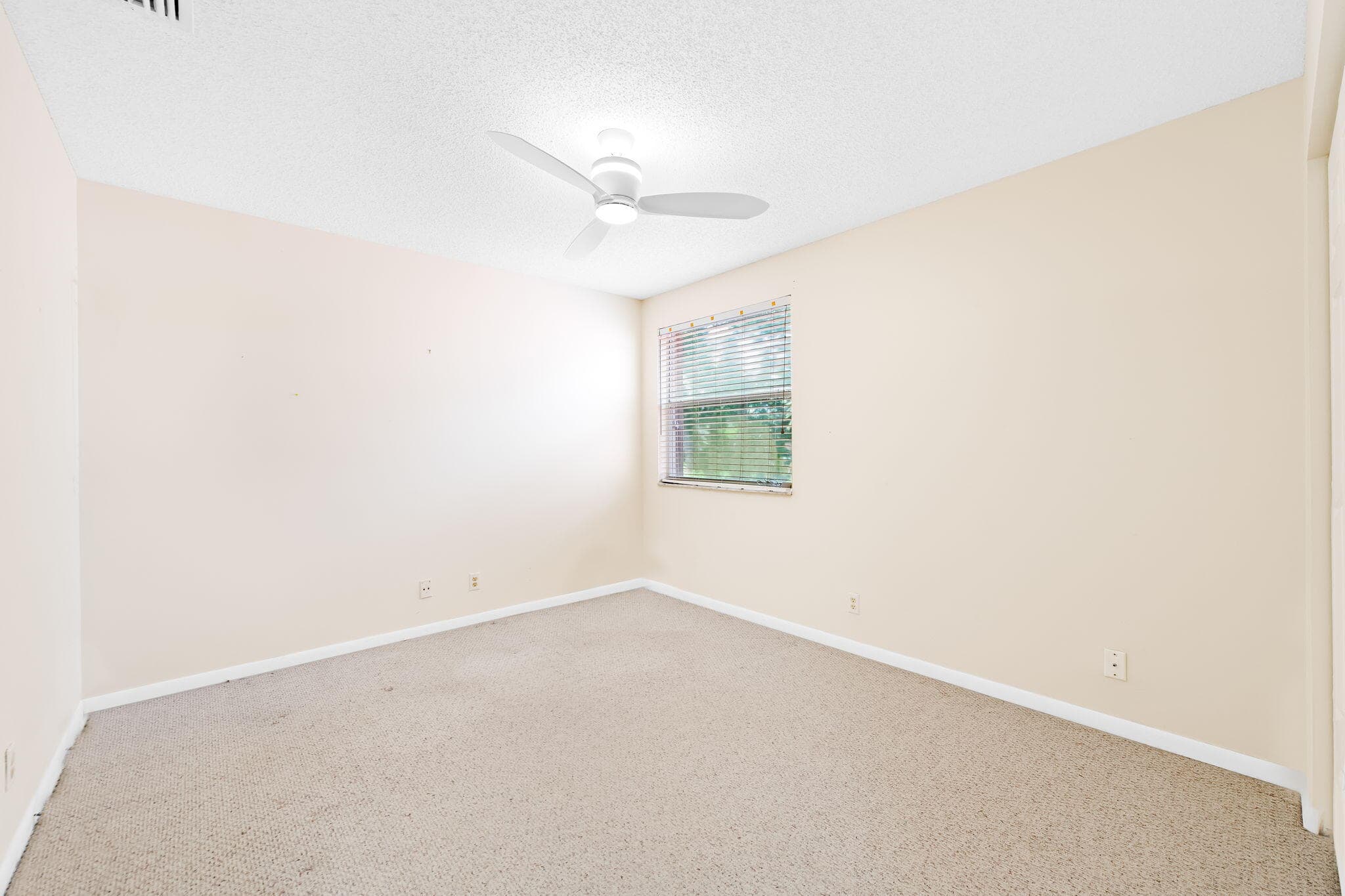 2712 Cayenne Avenue, Cooper City, FL 33026 — photo 17 of 32