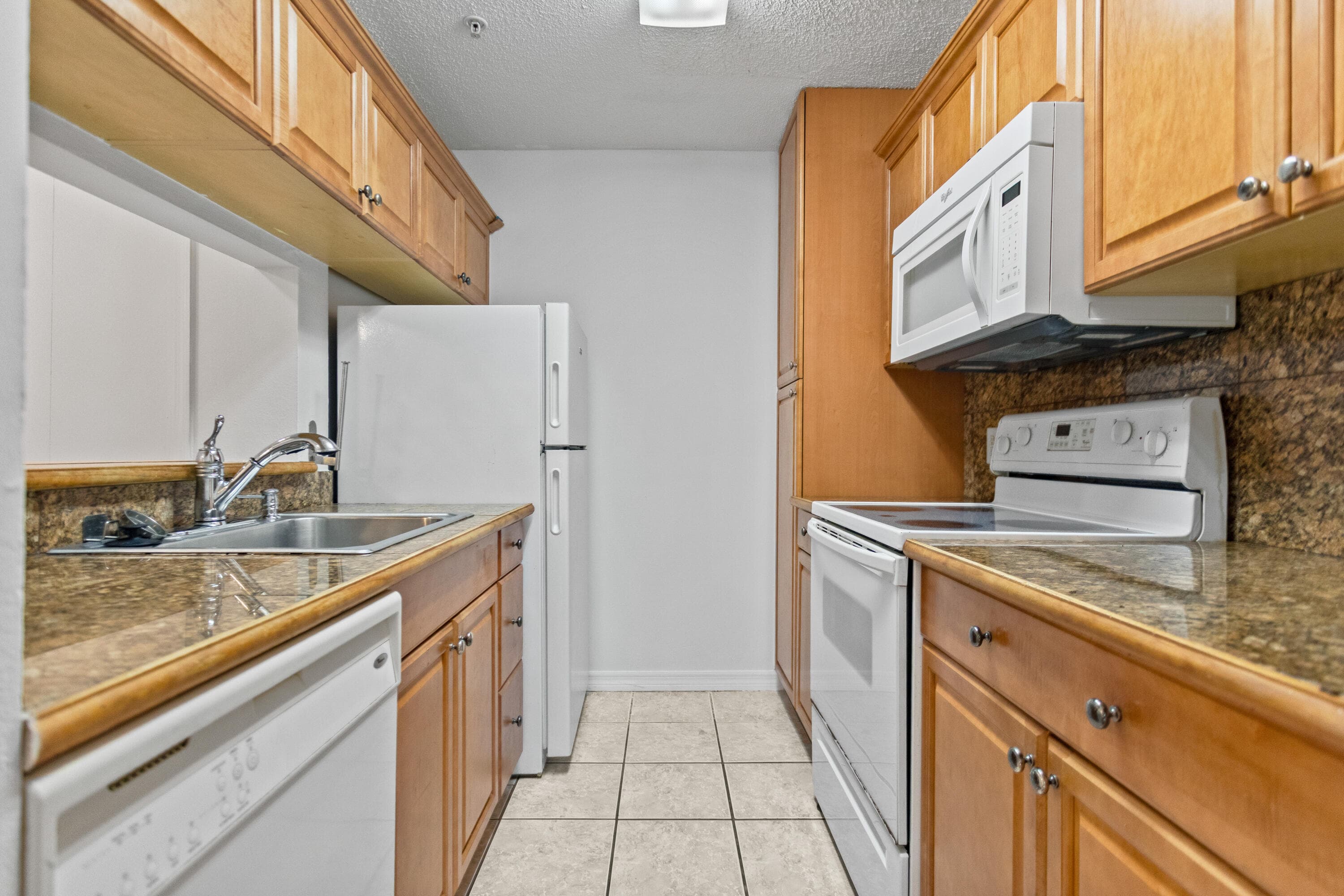2317 N Congress Avenue 24, Boynton Beach, FL 33426 — photo 10 of 36
