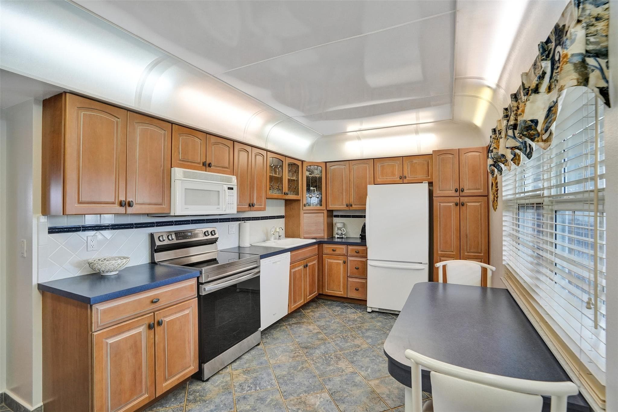 2900 N Course Drive 602, Pompano Beach, FL 33069 — photo 4 of 50