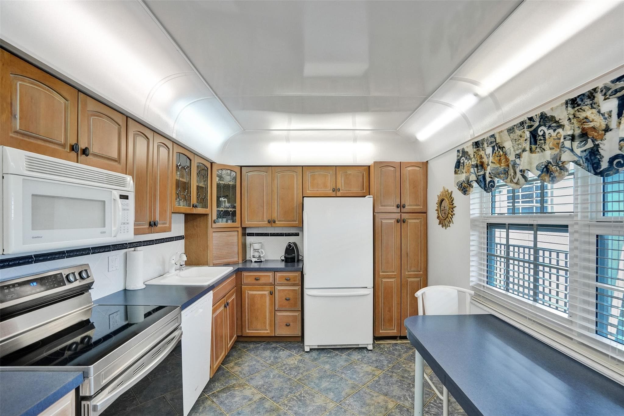 2900 N Course Drive 602, Pompano Beach, FL 33069 — photo 5 of 50