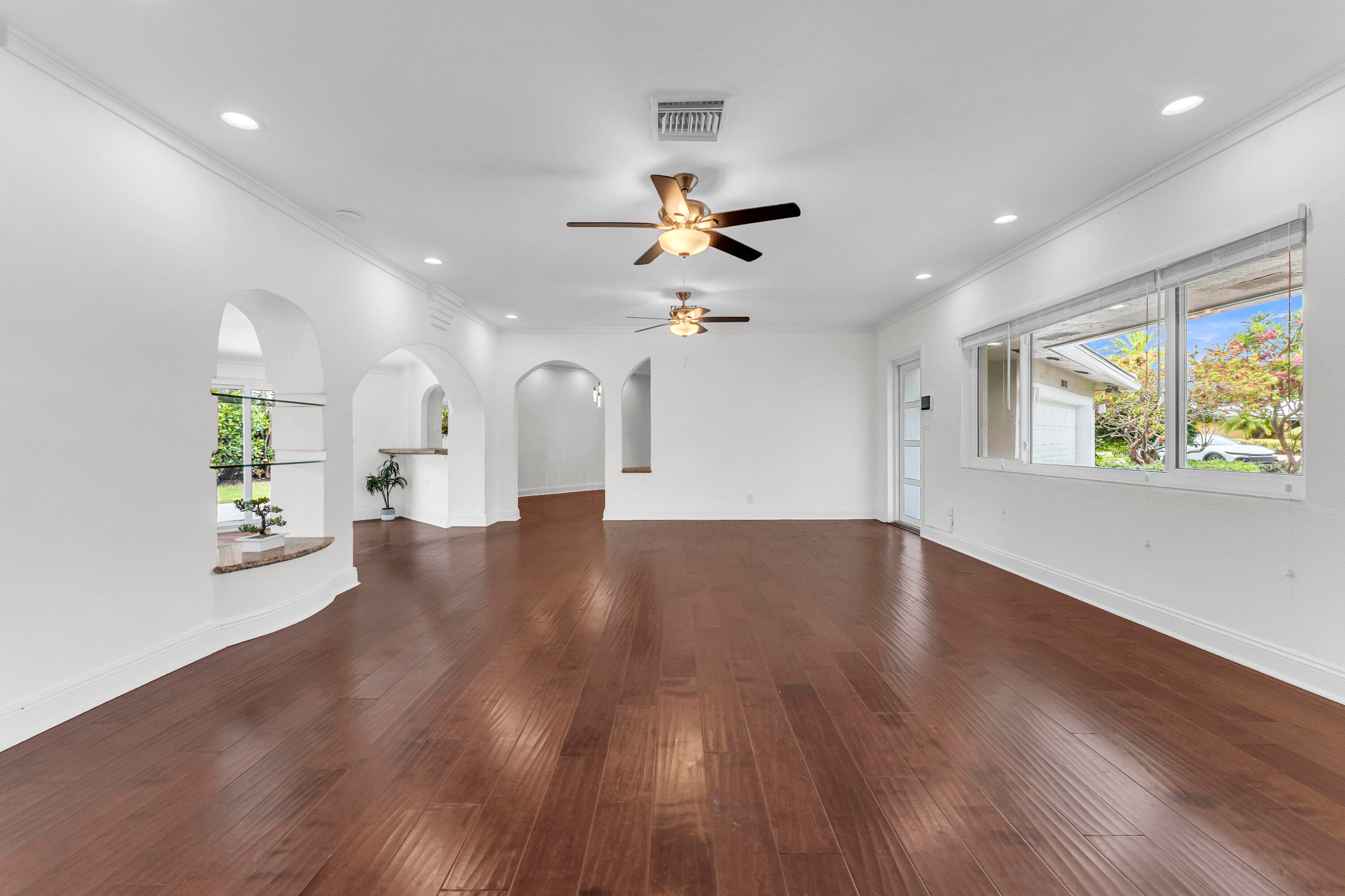 3617 NE 24th Avenue, Fort Lauderdale, FL 33308 — photo 5 of 46
