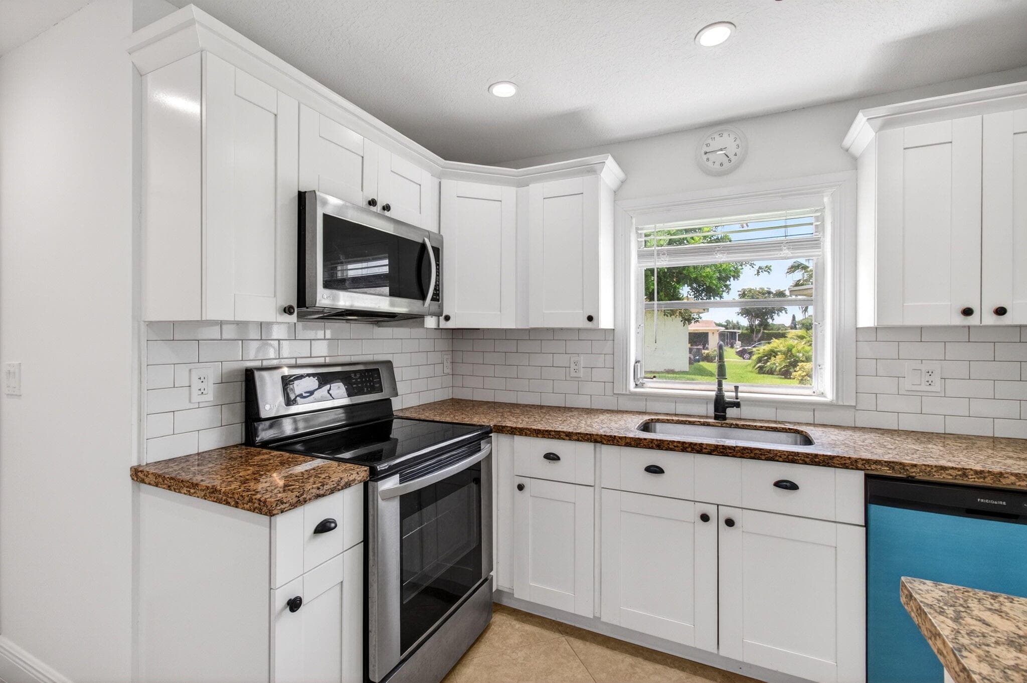 6038 Lasalle Road, Delray Beach, FL 33484 — photo 21 of 85