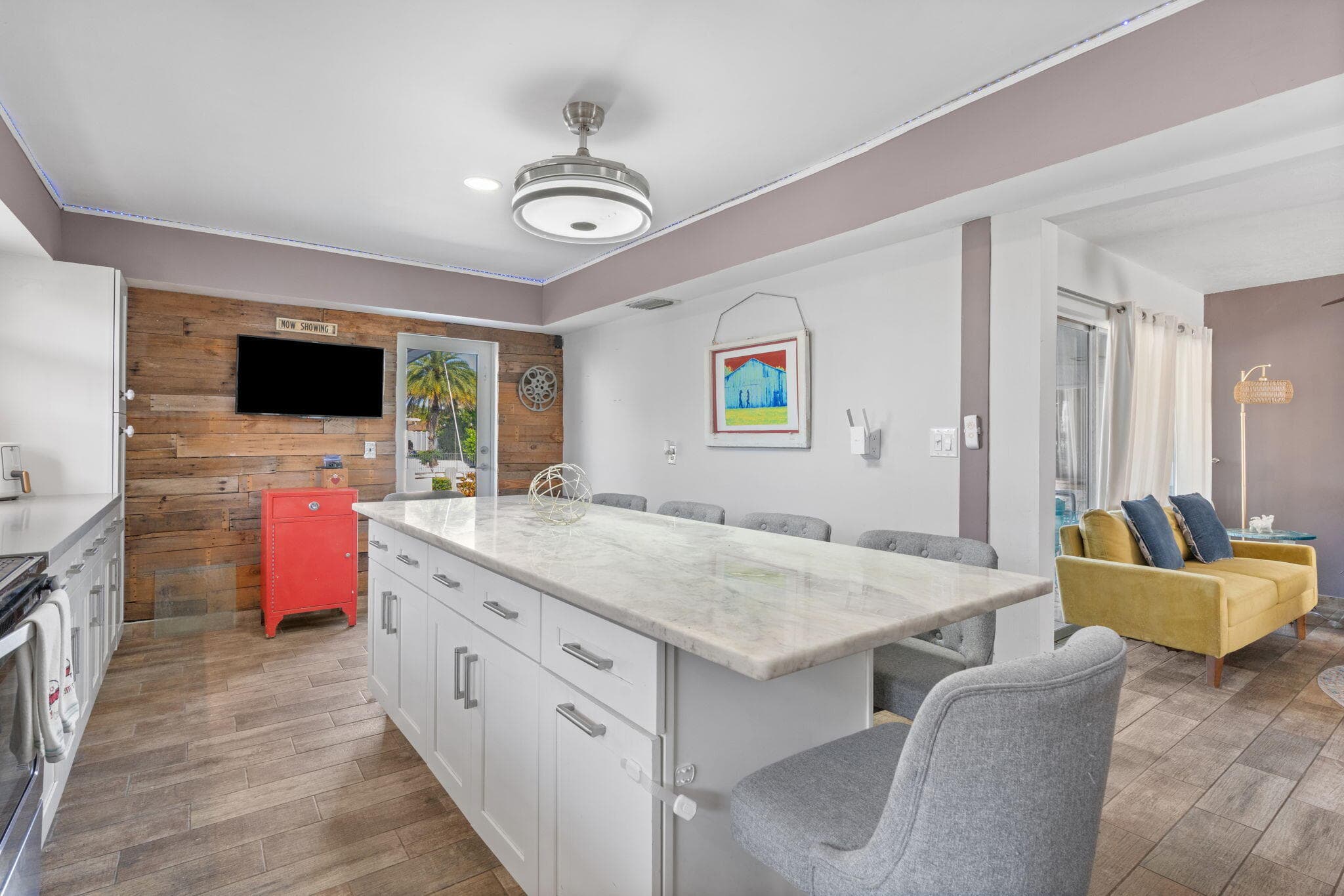 240 SE 2nd Avenue, Pompano Beach, FL 33060 — photo 4 of 43