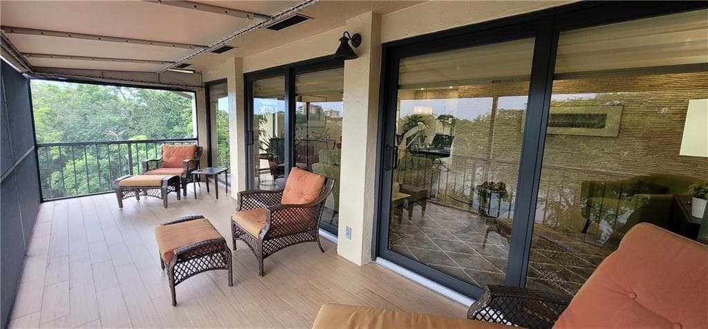 6010 S Falls Cir Drive 423, Lauderhill, FL 33319 — photo 13 of 29