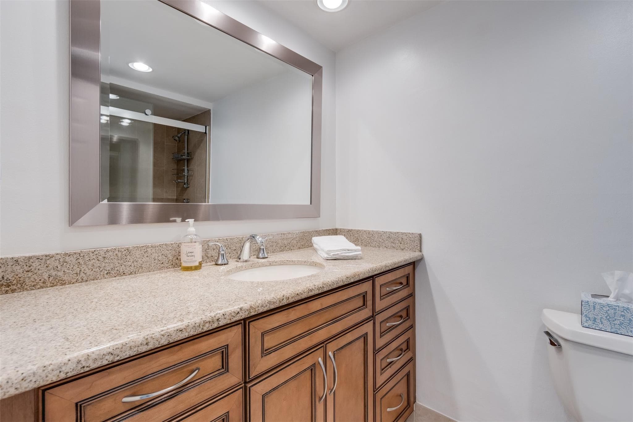 2500 NE 48th Lane 609, Fort Lauderdale, FL 33308 — photo 29 of 39