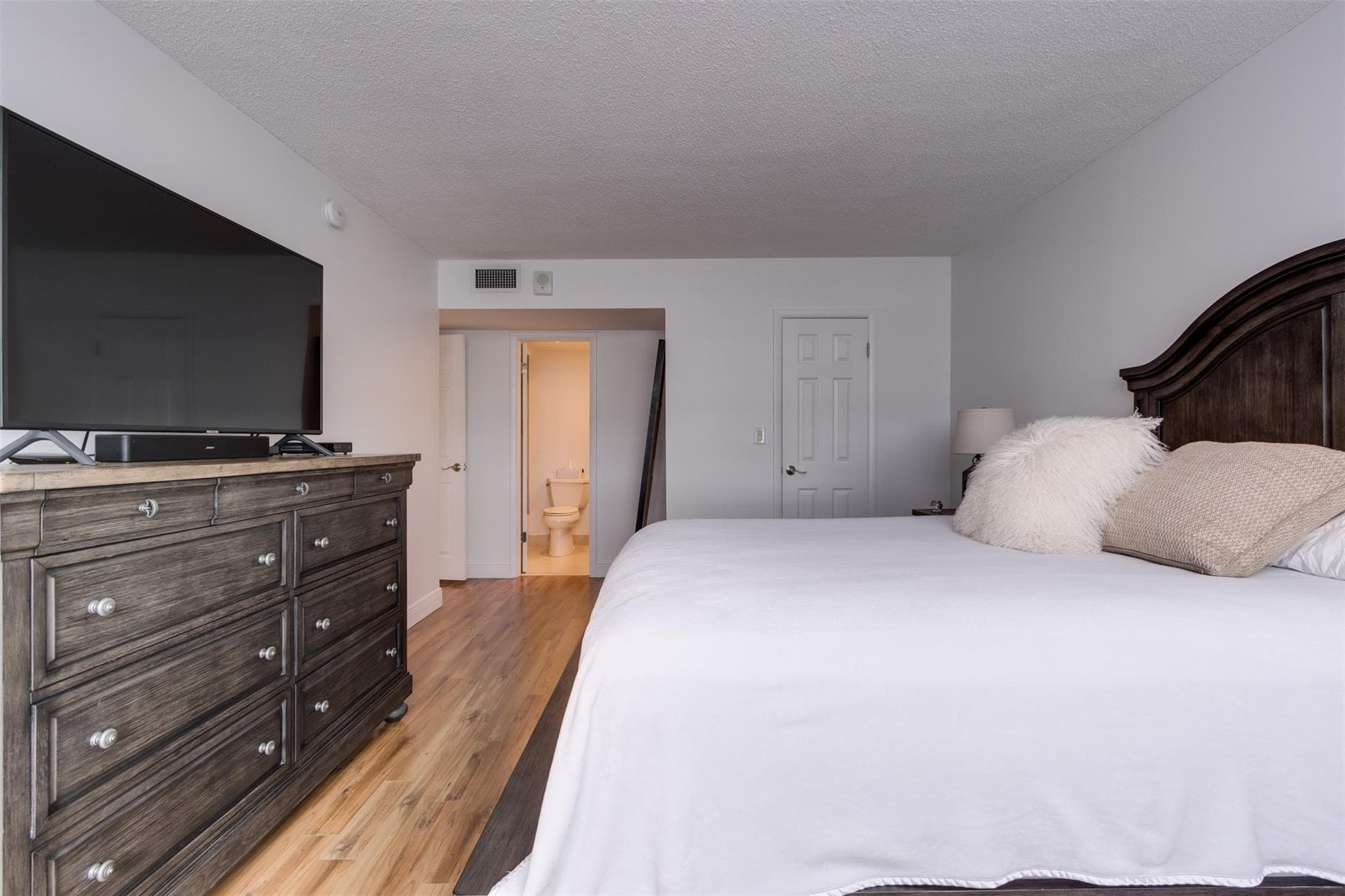 2500 NE 48th Lane 609, Fort Lauderdale, FL 33308 — photo 37 of 39