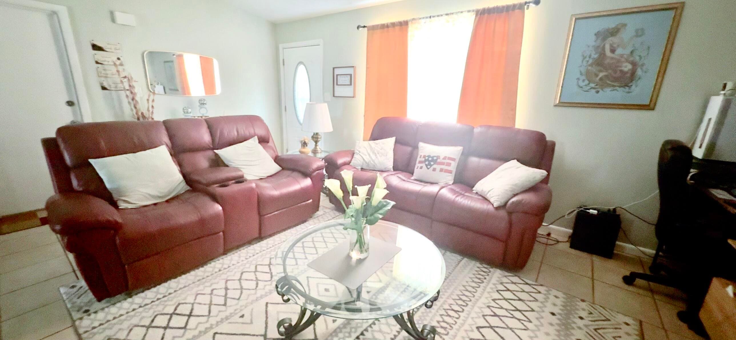 617 NW Thuringer St Street NW, Palm Bay, FL 32907 — photo 4 of 35