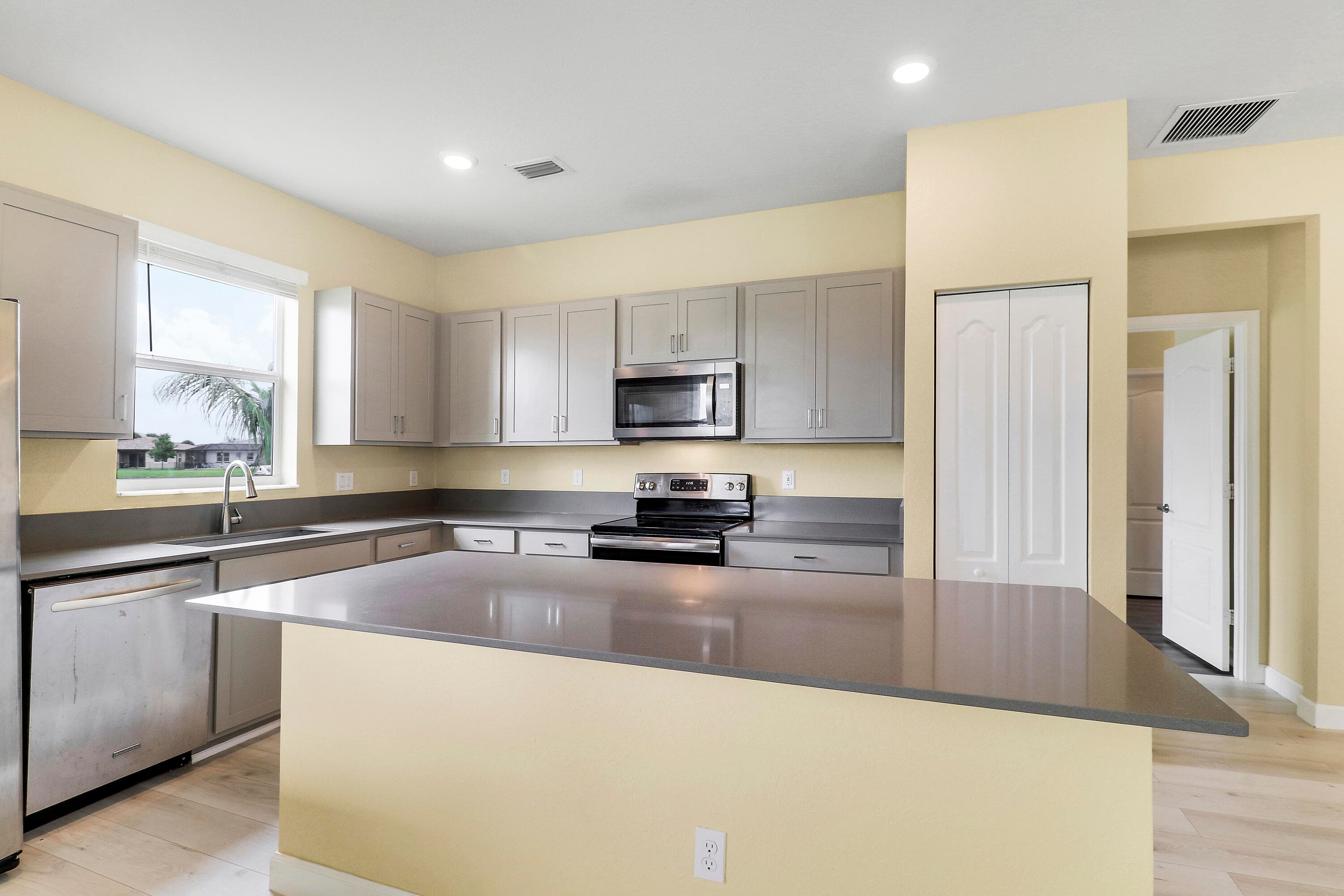 8292 NW Greenbank Circle, Port St. Lucie, FL 34987 — photo 46 of 60