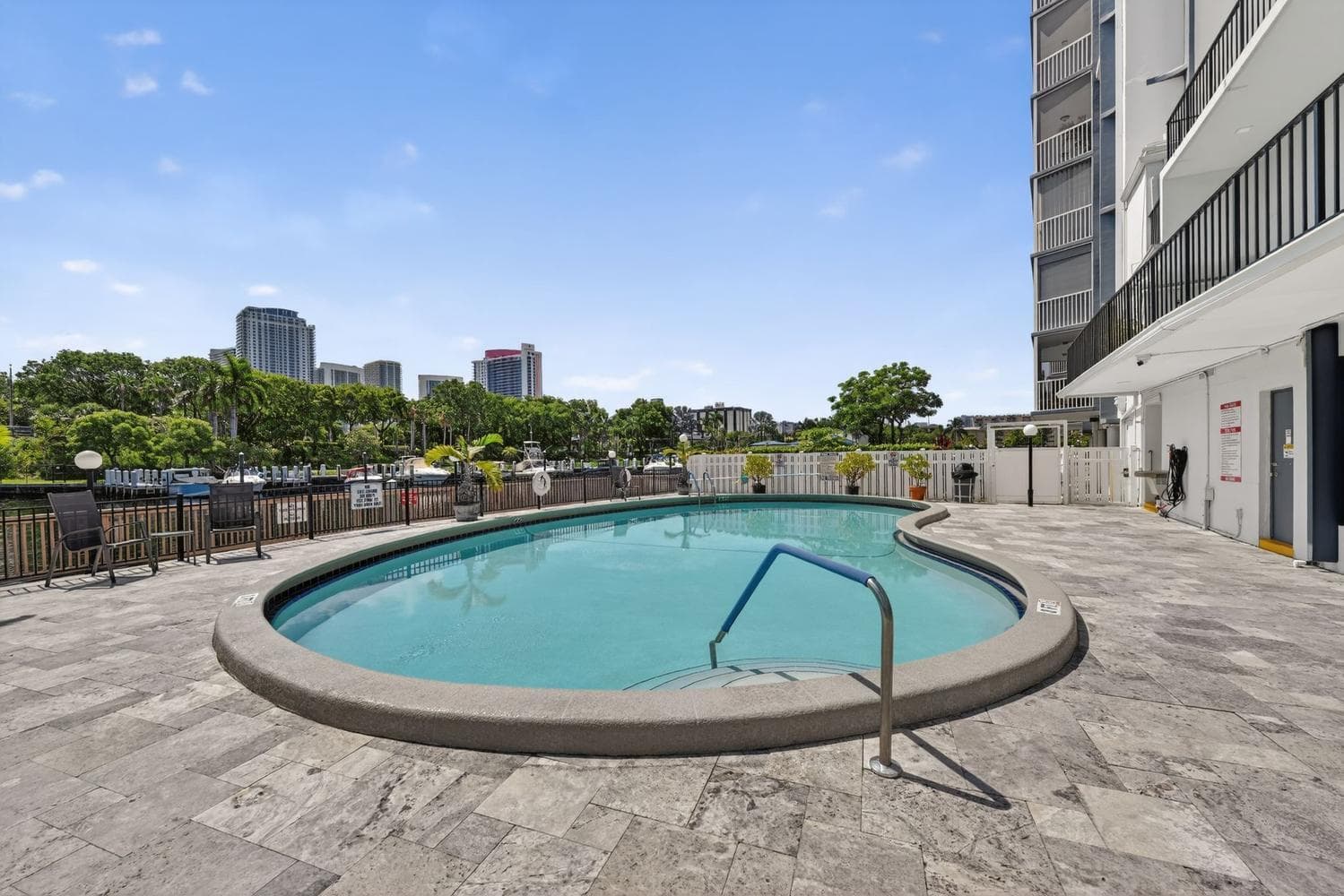 400 Diplomat Parkway 612, Hallandale Beach, FL 33009 — photo 24 of 27