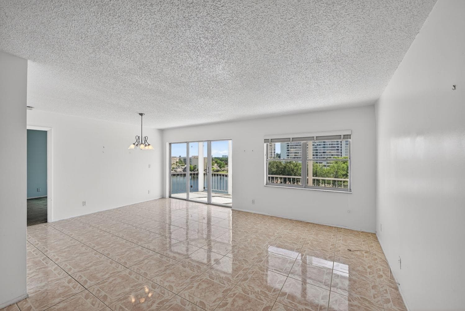 400 Diplomat Parkway 612, Hallandale Beach, FL 33009 — photo 3 of 27