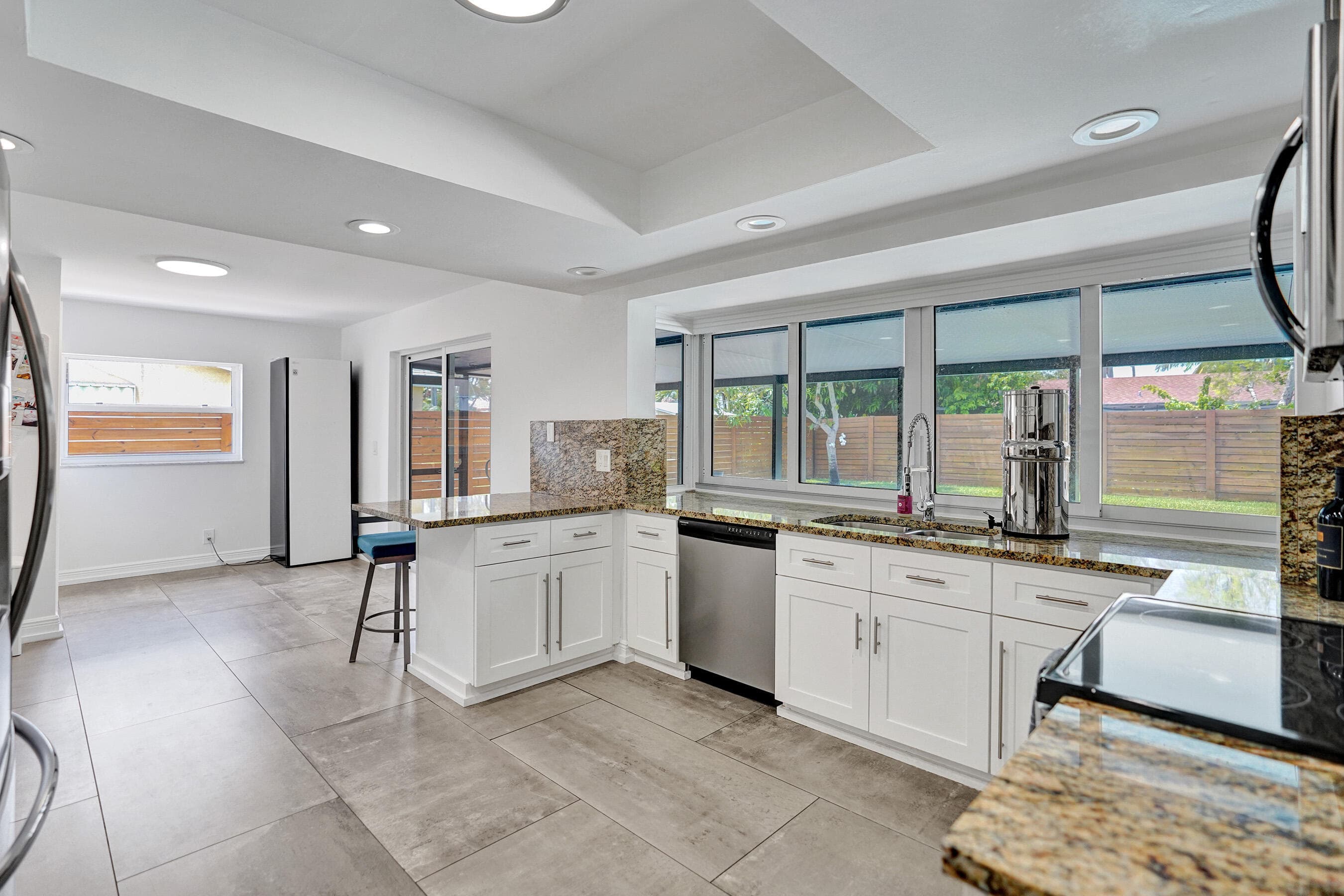 1201 SW 28th Avenue, Boynton Beach, FL 33426 — photo 19 of 61