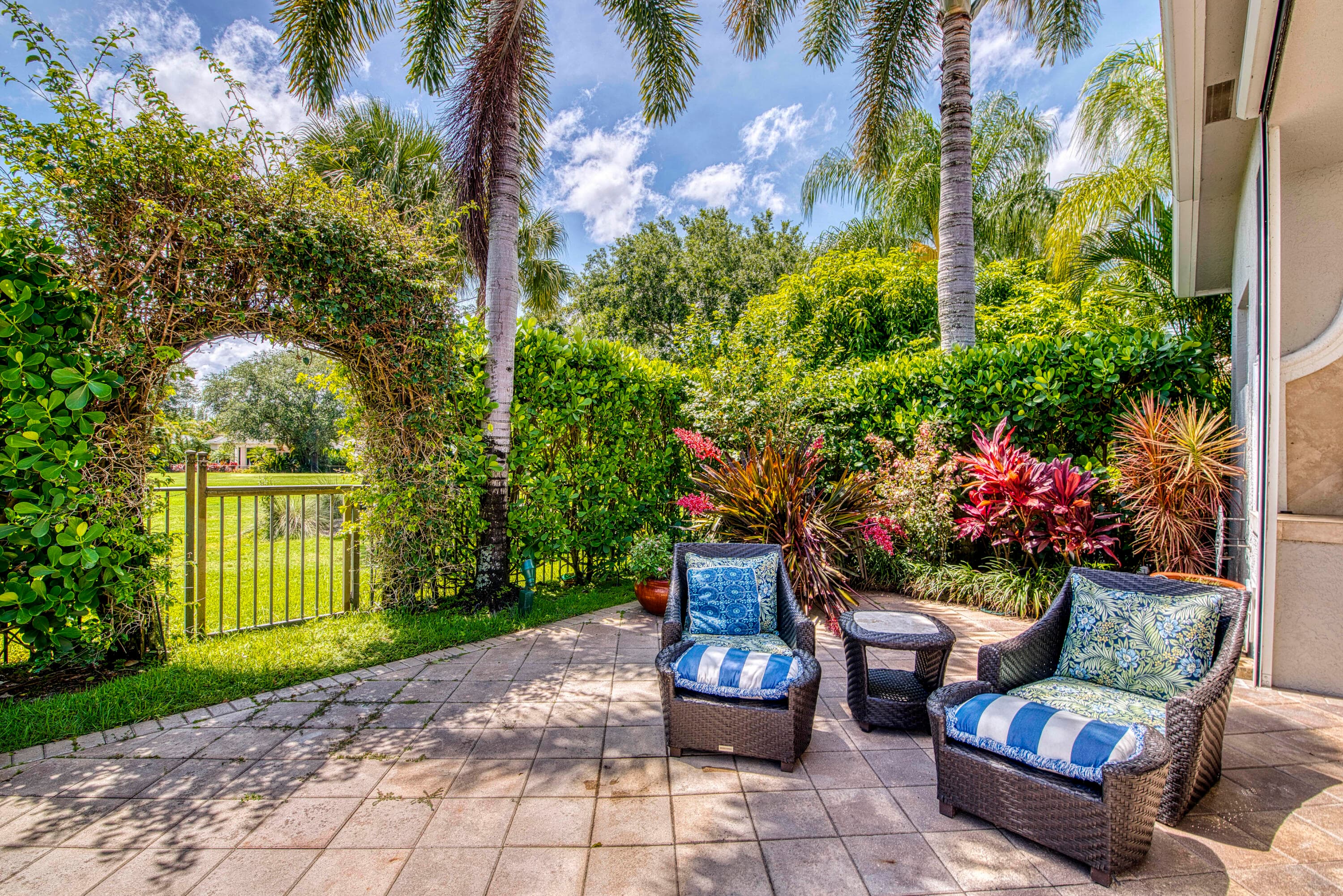 119 San Marita Way, Palm Beach Gardens, FL 33418 — photo 33 of 46