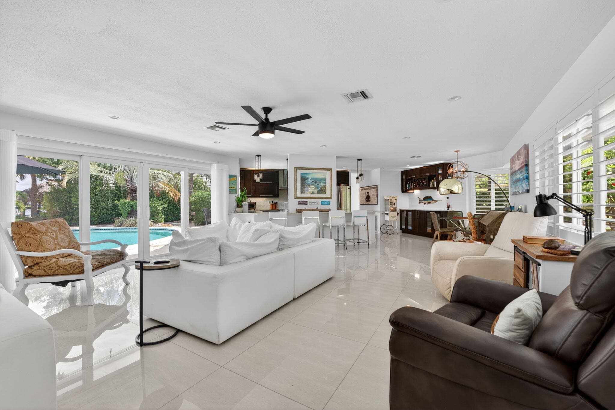 2375 SE 8th Street SE, Pompano Beach, FL 33062 — photo 4 of 45