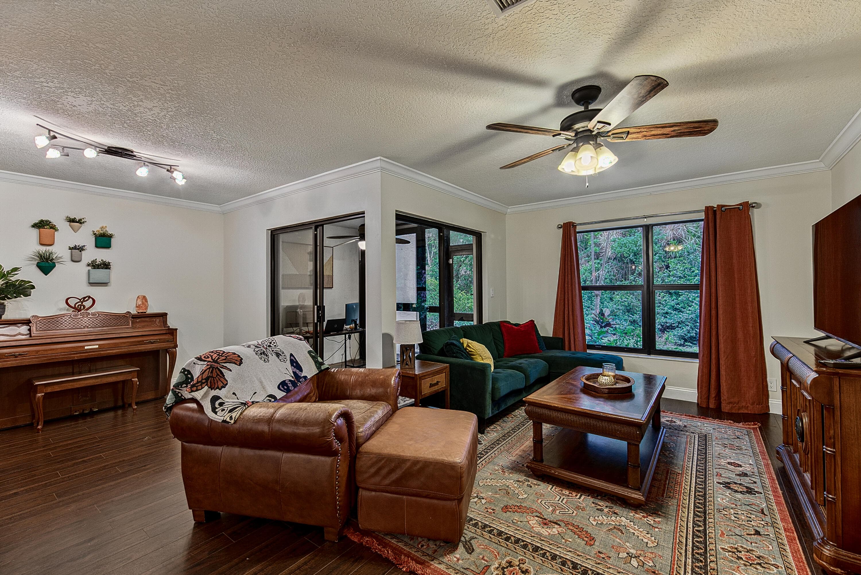 4413 NW 22nd Road 404, Coconut Creek, FL 33066 — photo 2 of 39