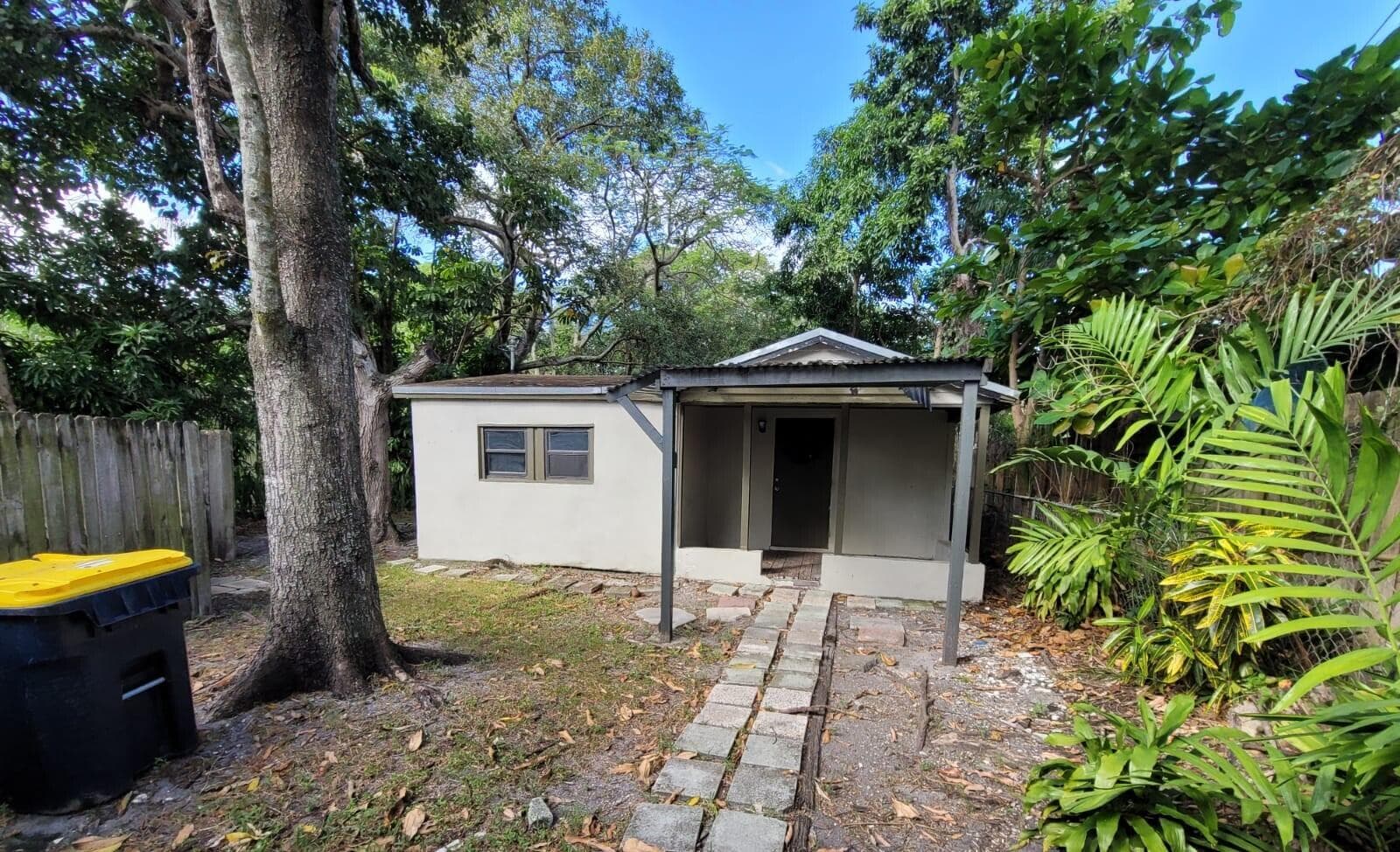 210 SW 7th Street, Dania Beach, FL 33004 — photo 15 of 15