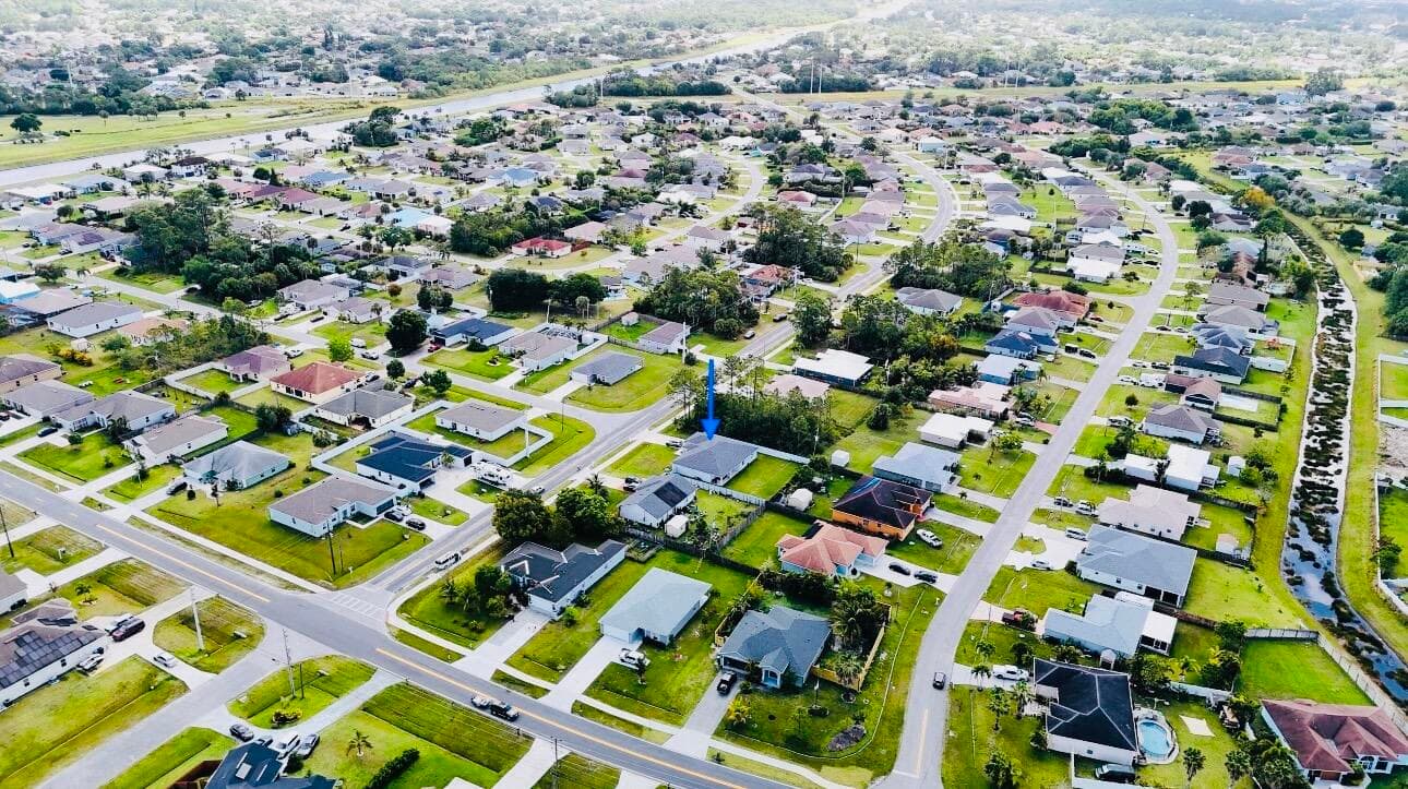 2372 SW Import Drive 2372, Port St. Lucie, FL 34953 — photo 12 of 15
